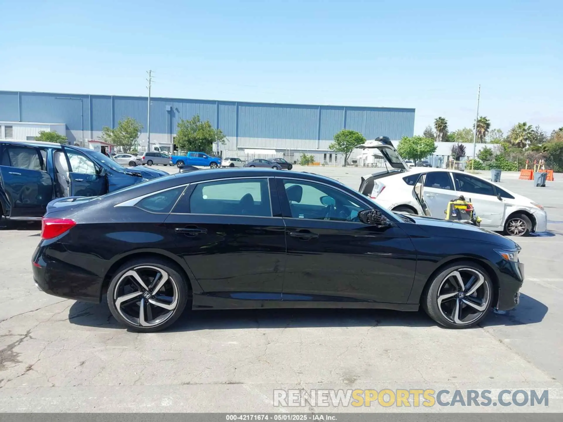 12 Photograph of a damaged car 1HGCV2F3XKA020069 HONDA ACCORD 2019