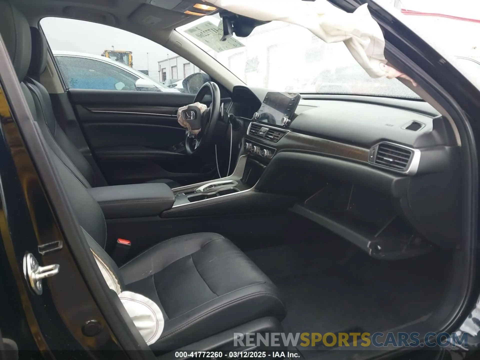 5 Photograph of a damaged car 1HGCV2F53KA023512 HONDA ACCORD 2019