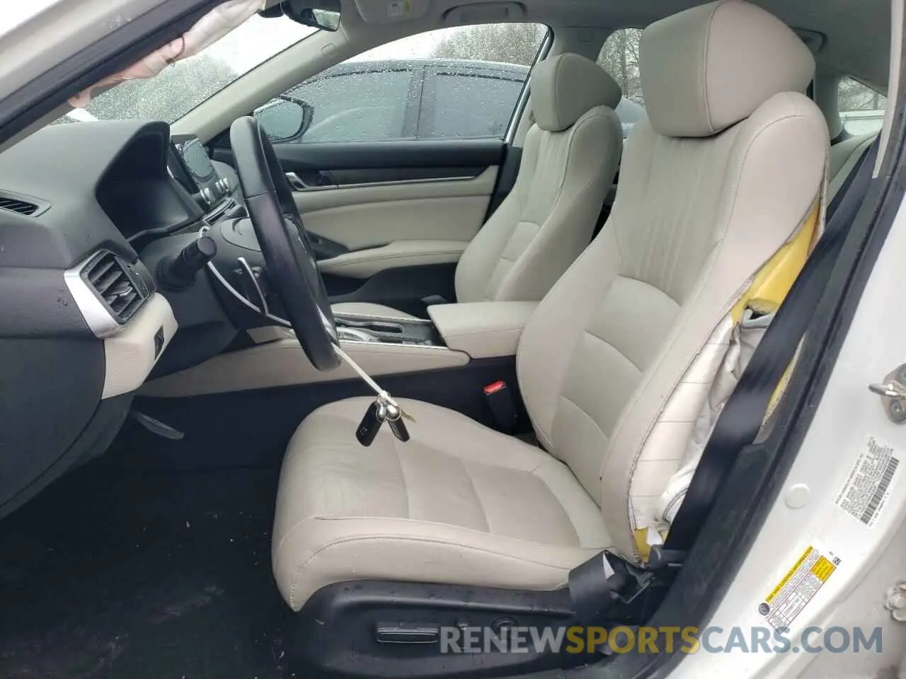 7 Photograph of a damaged car 1HGCV2F54KA024247 HONDA ACCORD 2019