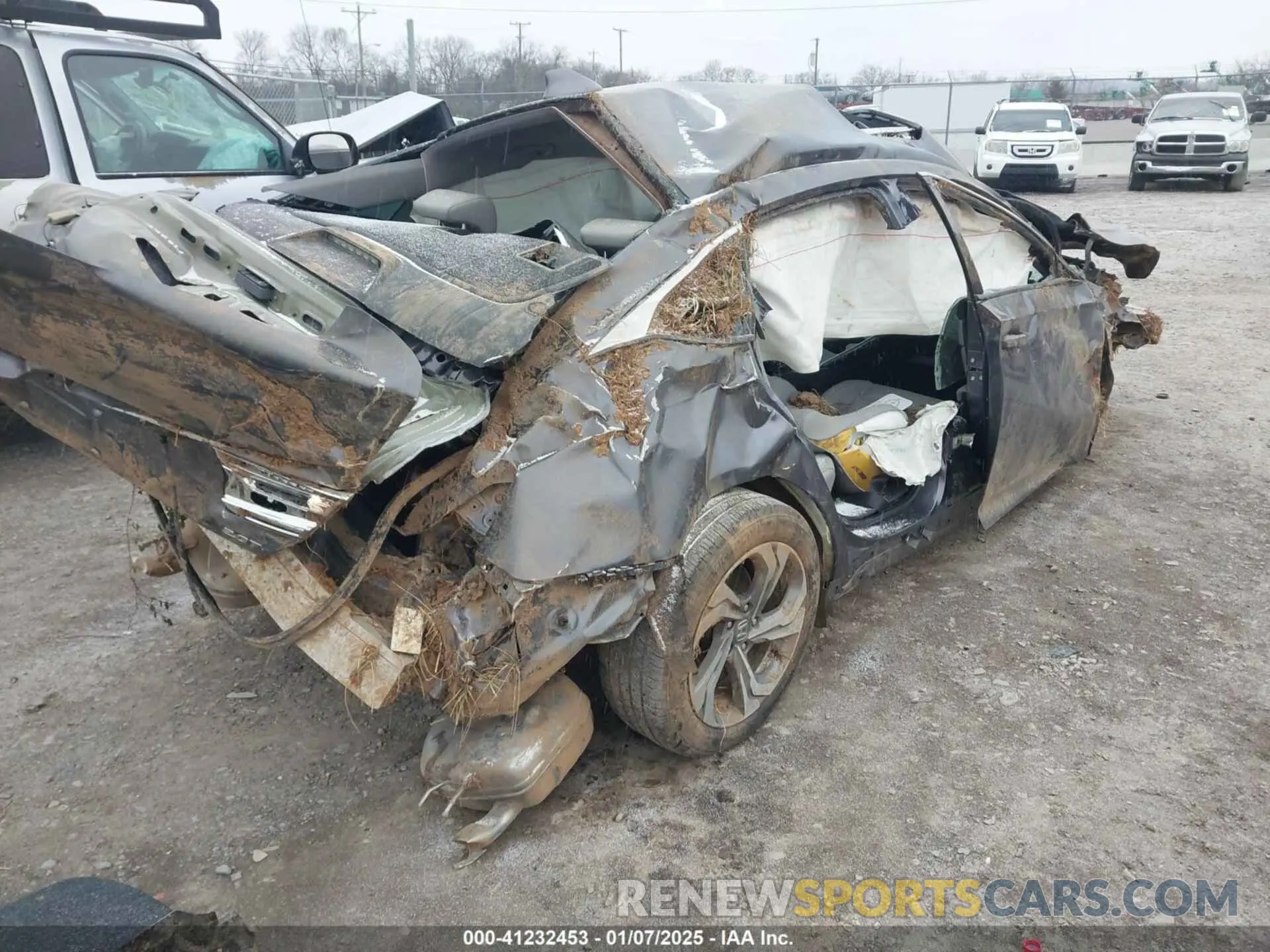 4 Photograph of a damaged car 1HGCV2F55KA012432 HONDA ACCORD 2019