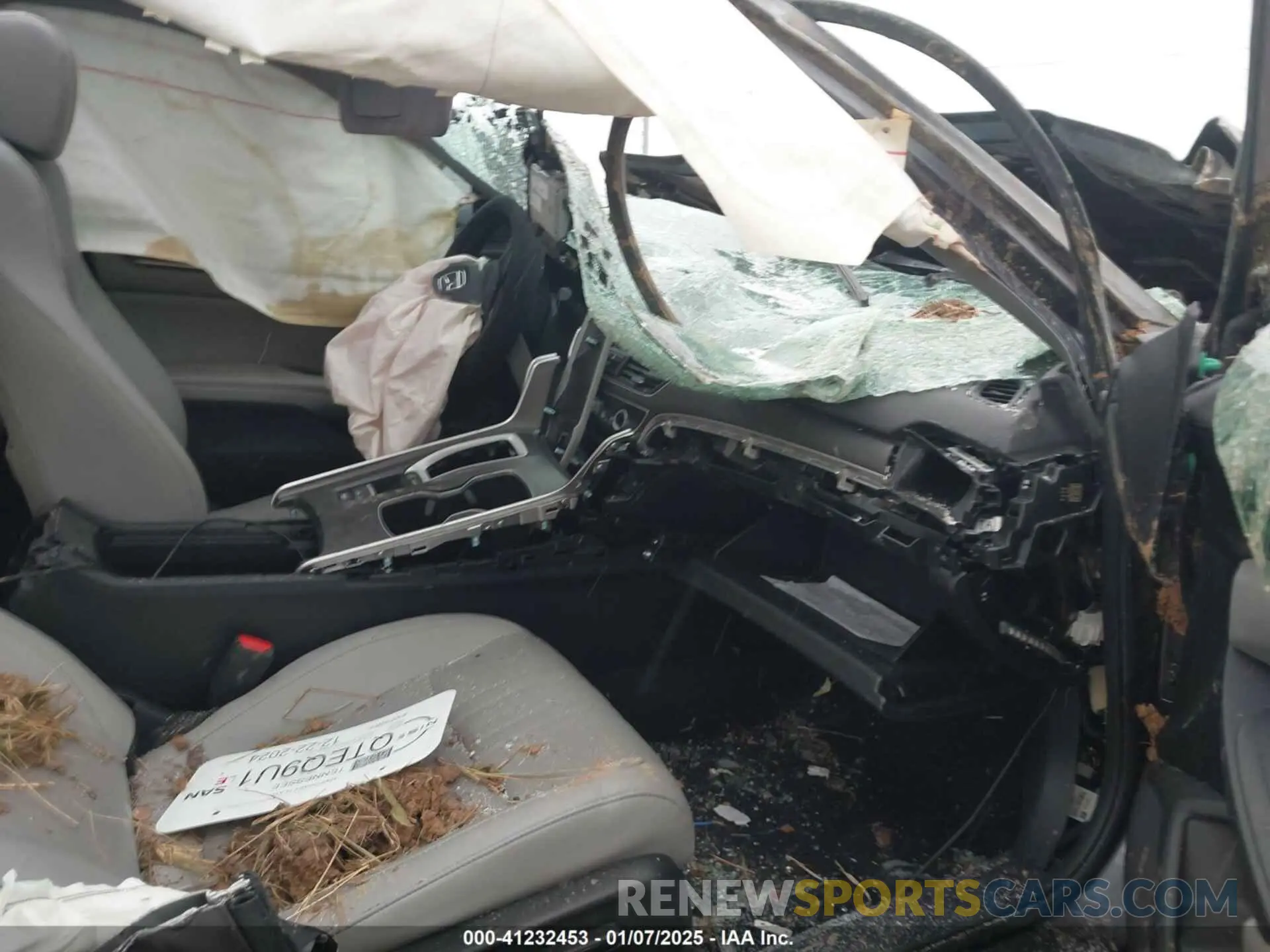 5 Photograph of a damaged car 1HGCV2F55KA012432 HONDA ACCORD 2019