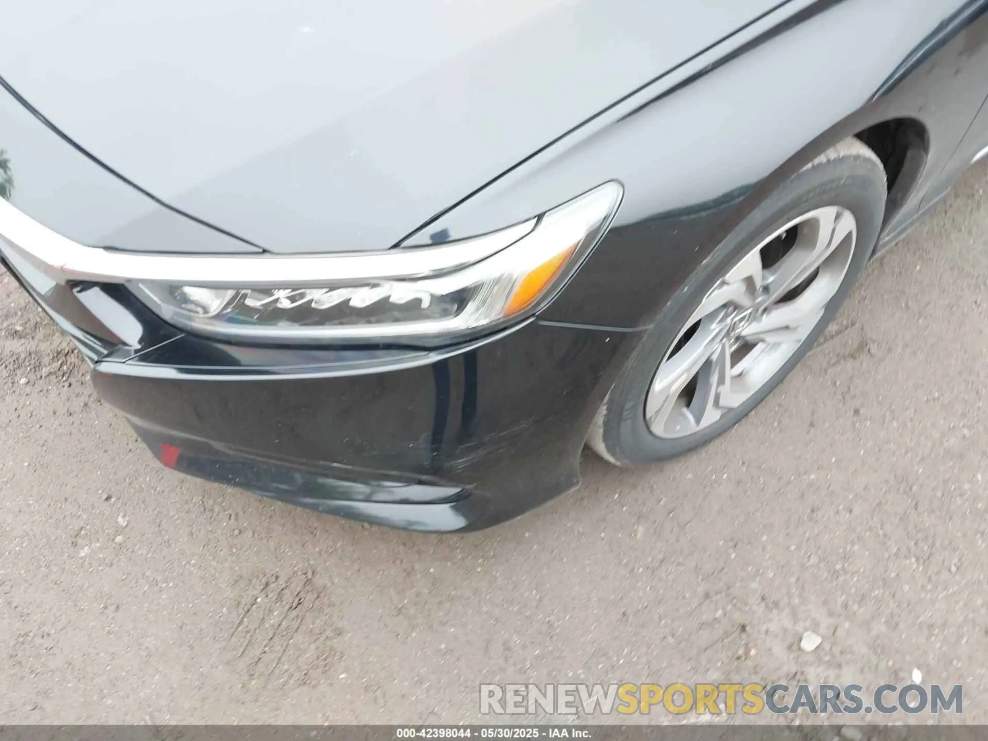 6 Photograph of a damaged car 1HGCV2F56KA012066 HONDA ACCORD 2019