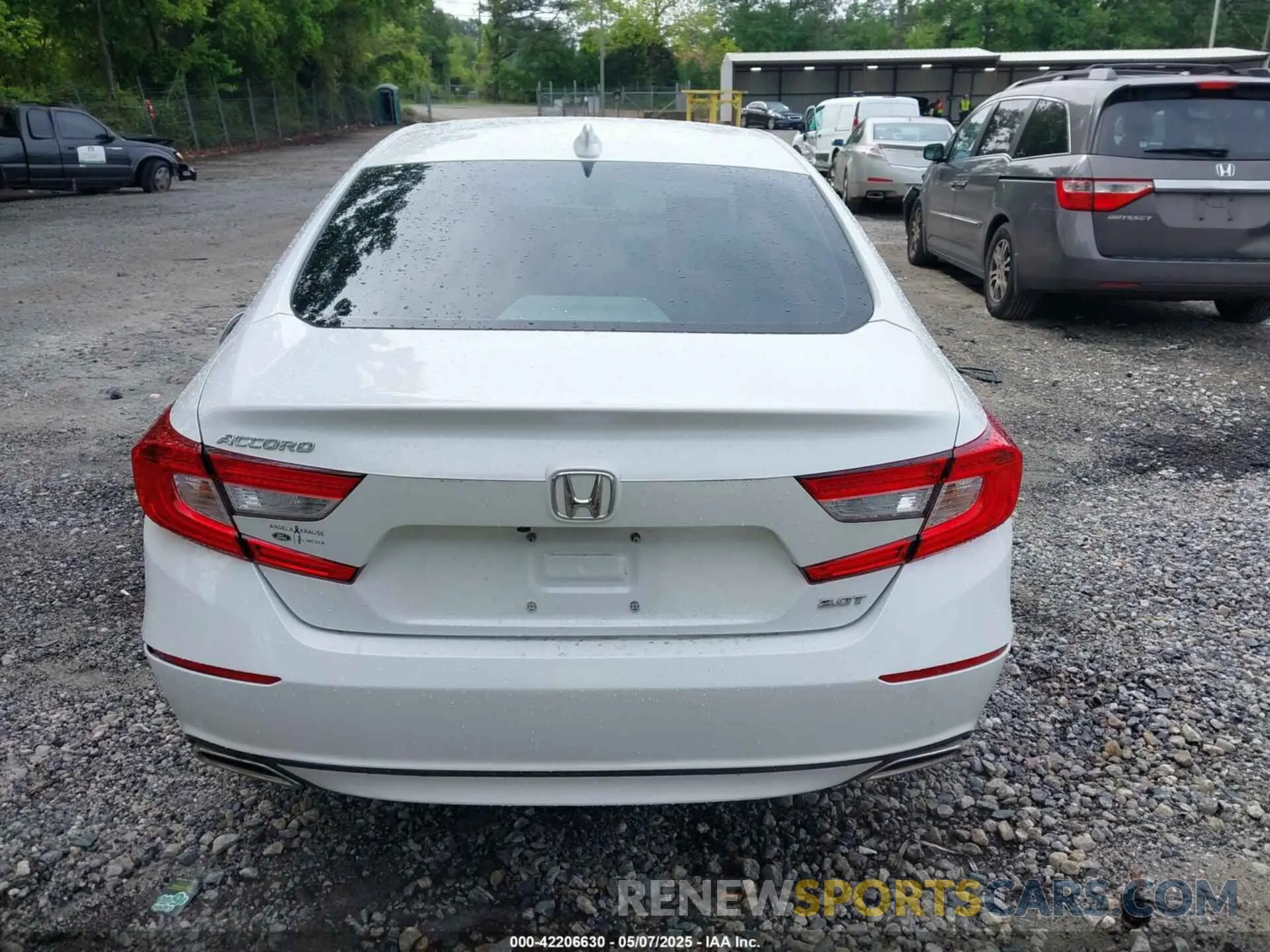 16 Photograph of a damaged car 1HGCV2F59KA007282 HONDA ACCORD 2019