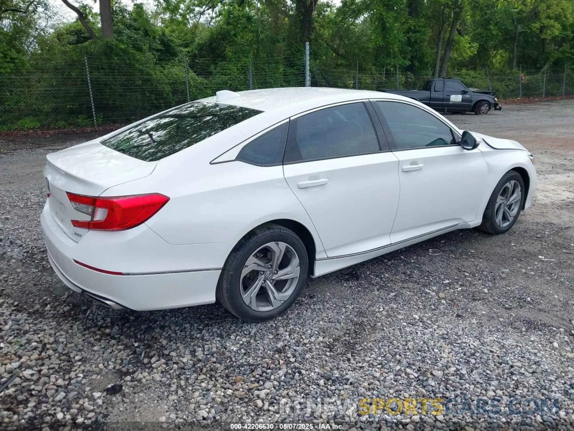 4 Photograph of a damaged car 1HGCV2F59KA007282 HONDA ACCORD 2019