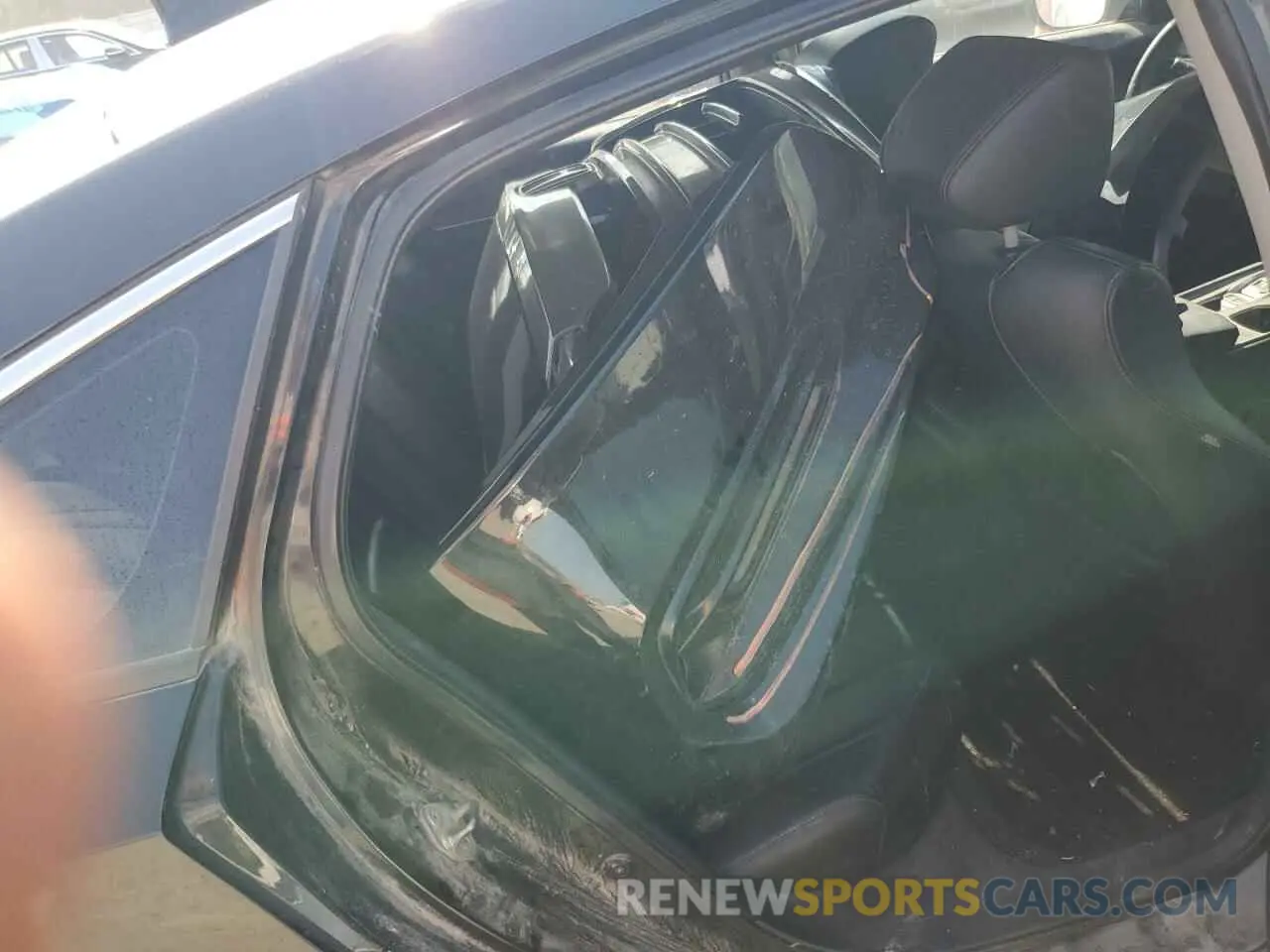 13 Photograph of a damaged car 1HGCV2F59KA031016 HONDA ACCORD 2019