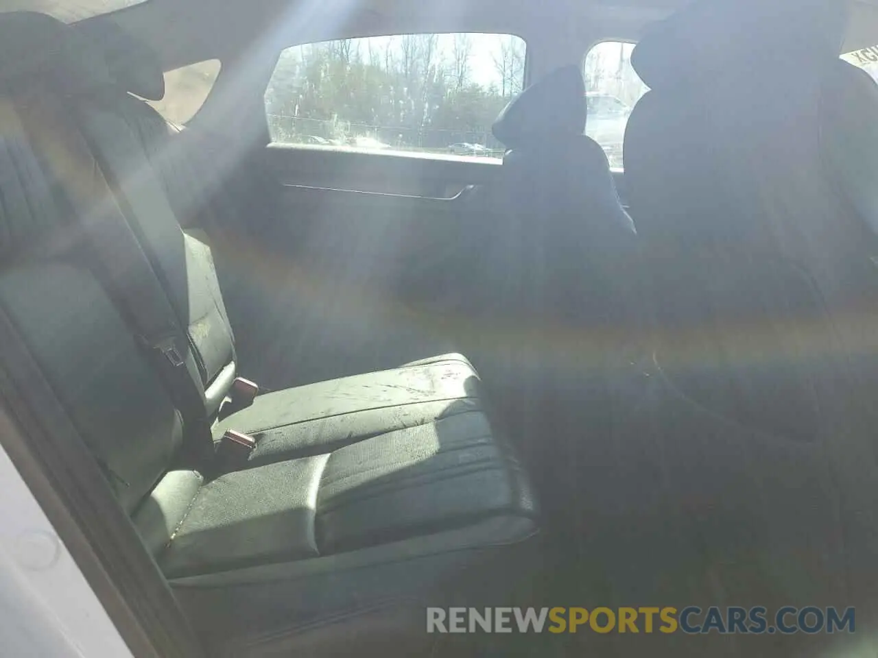 11 Photograph of a damaged car 1HGCV2F59KA031744 HONDA ACCORD 2019