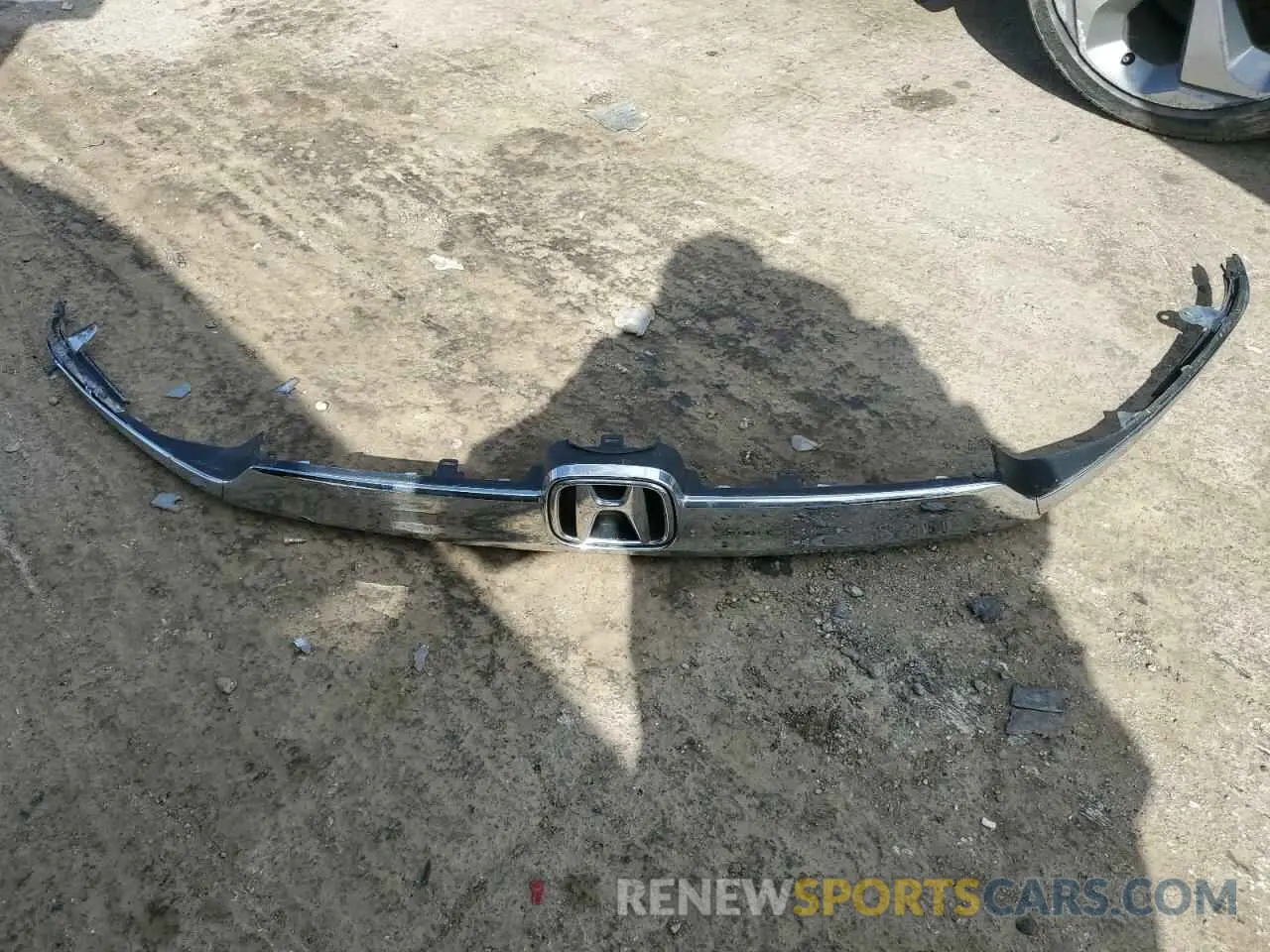 12 Photograph of a damaged car 1HGCV2F90KA035538 HONDA ACCORD 2019