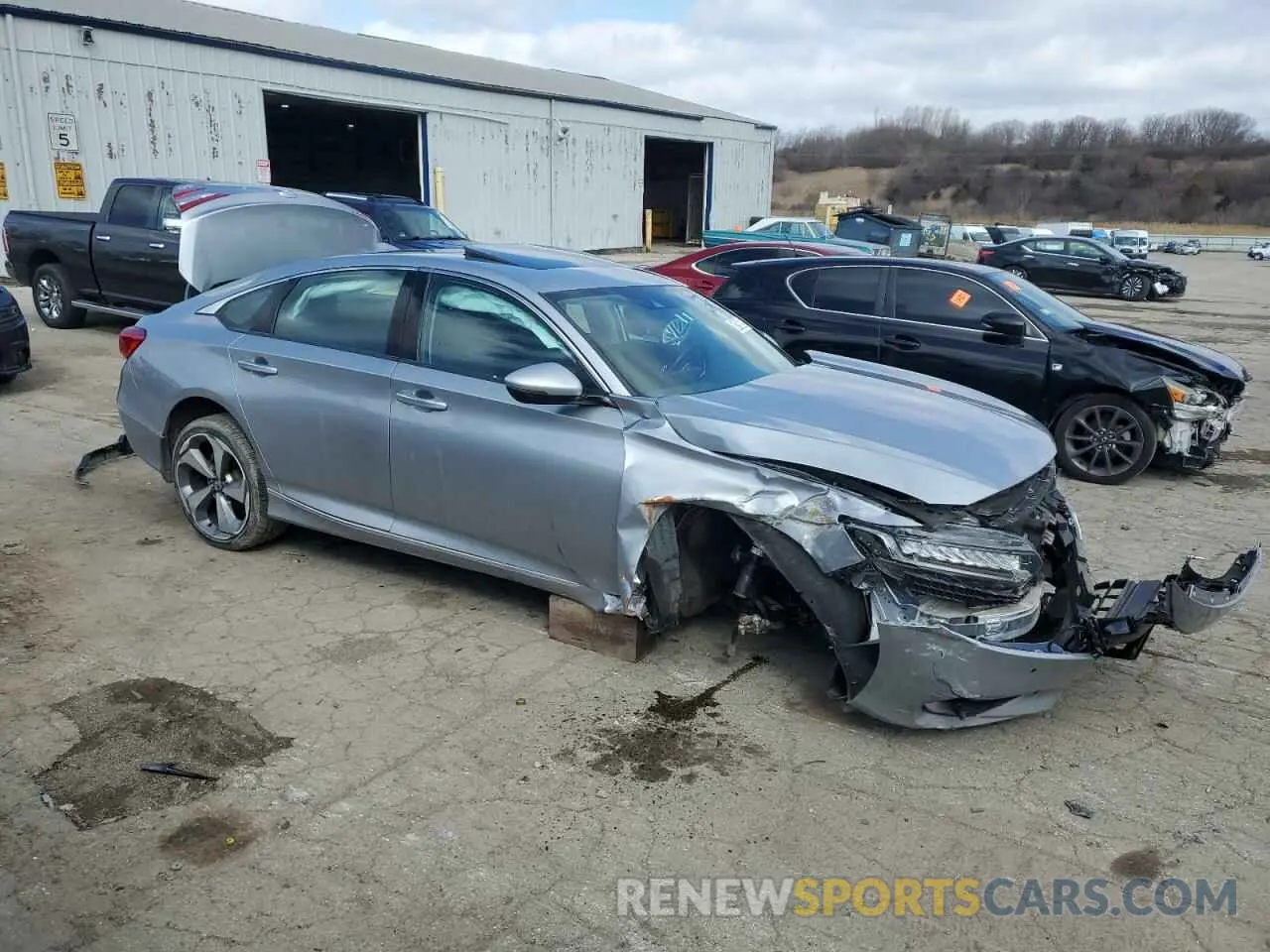 4 Photograph of a damaged car 1HGCV2F90KA035538 HONDA ACCORD 2019