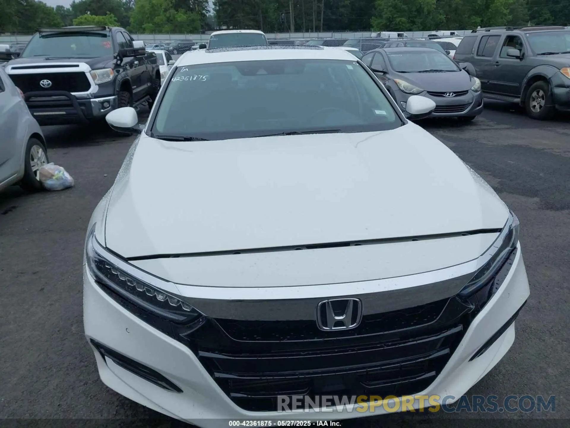 11 Photograph of a damaged car 1HGCV2F91KA006047 HONDA ACCORD 2019