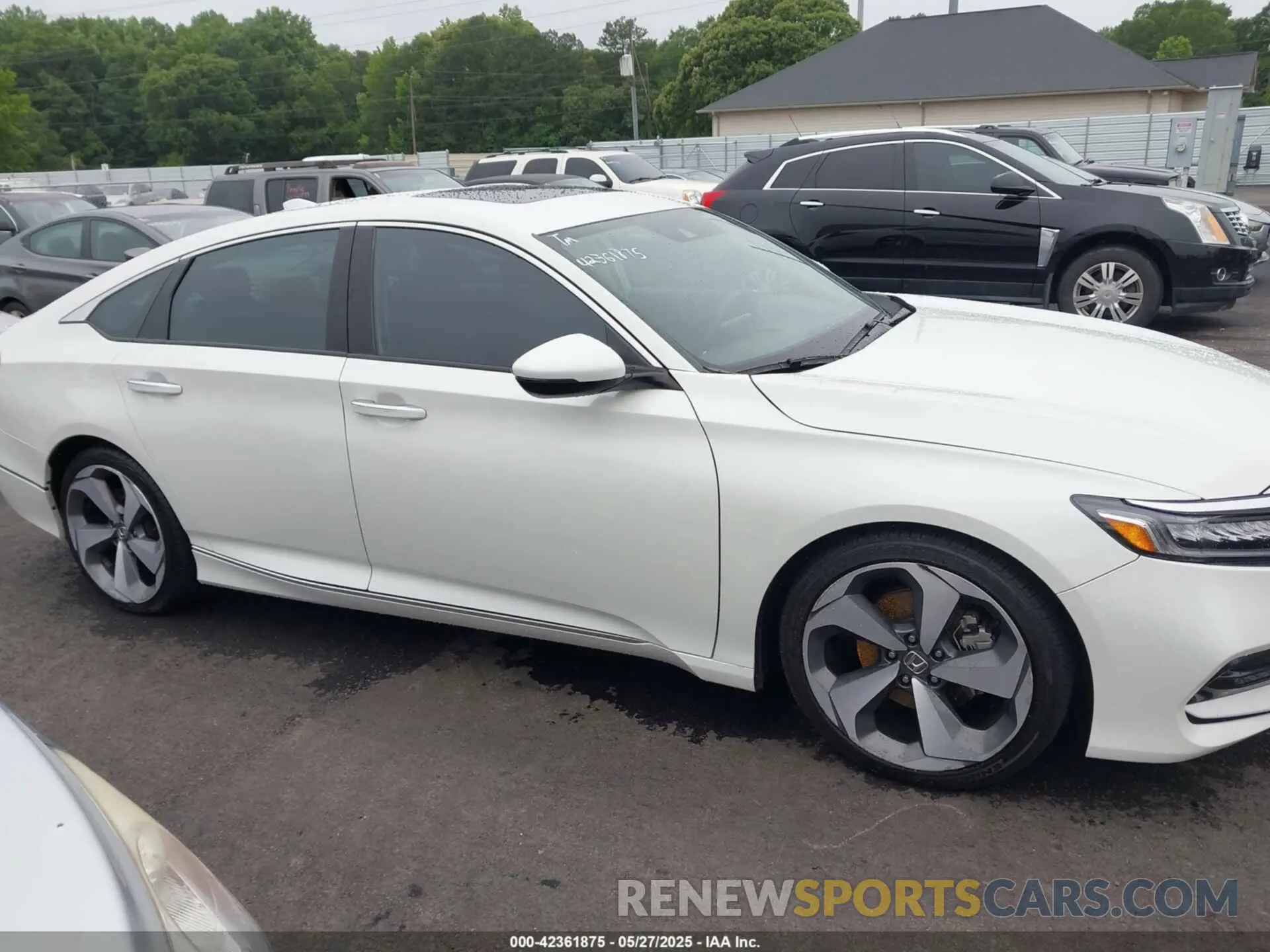 12 Photograph of a damaged car 1HGCV2F91KA006047 HONDA ACCORD 2019