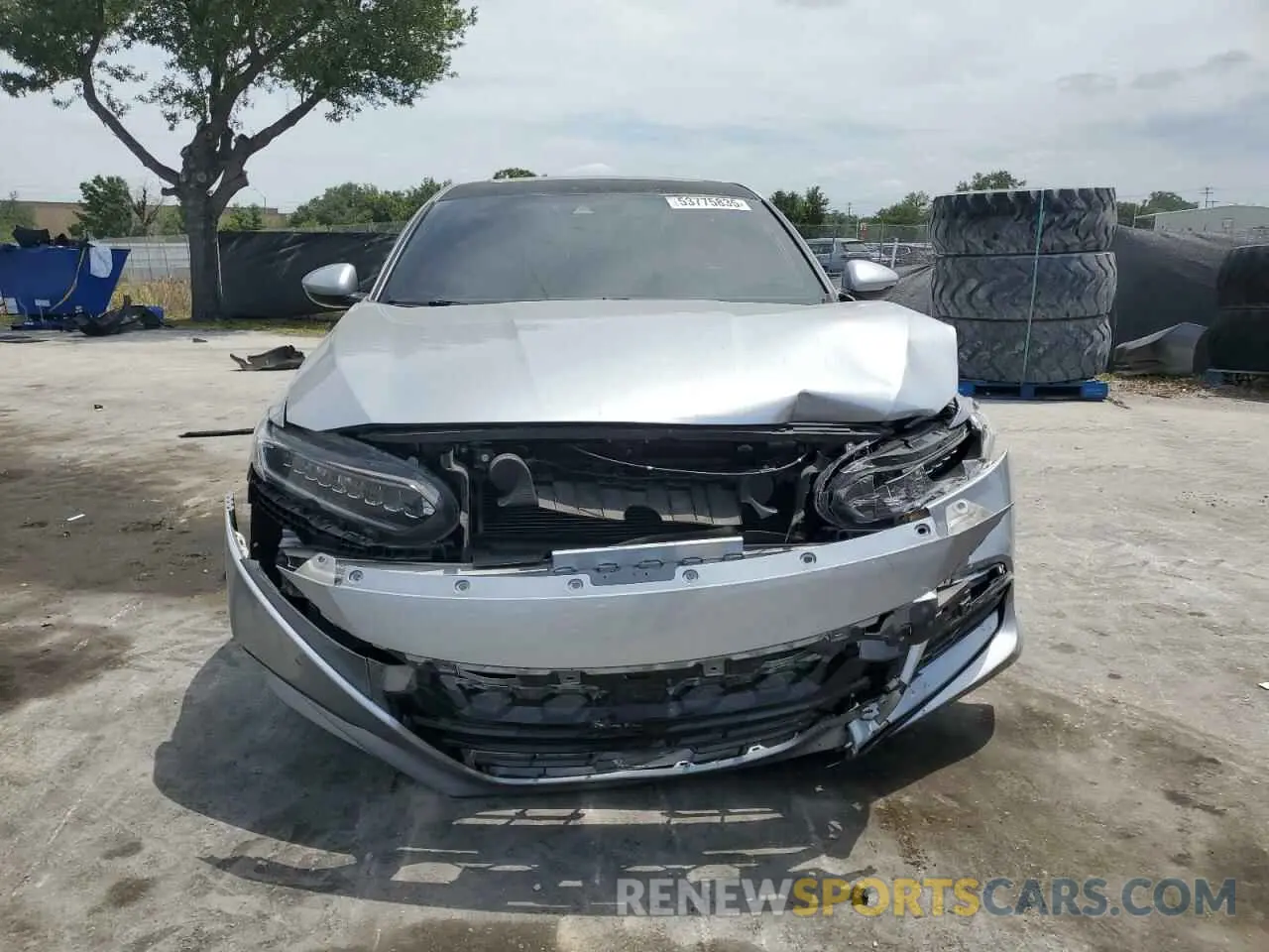 5 Photograph of a damaged car 1HGCV2F92KA012603 HONDA ACCORD 2019