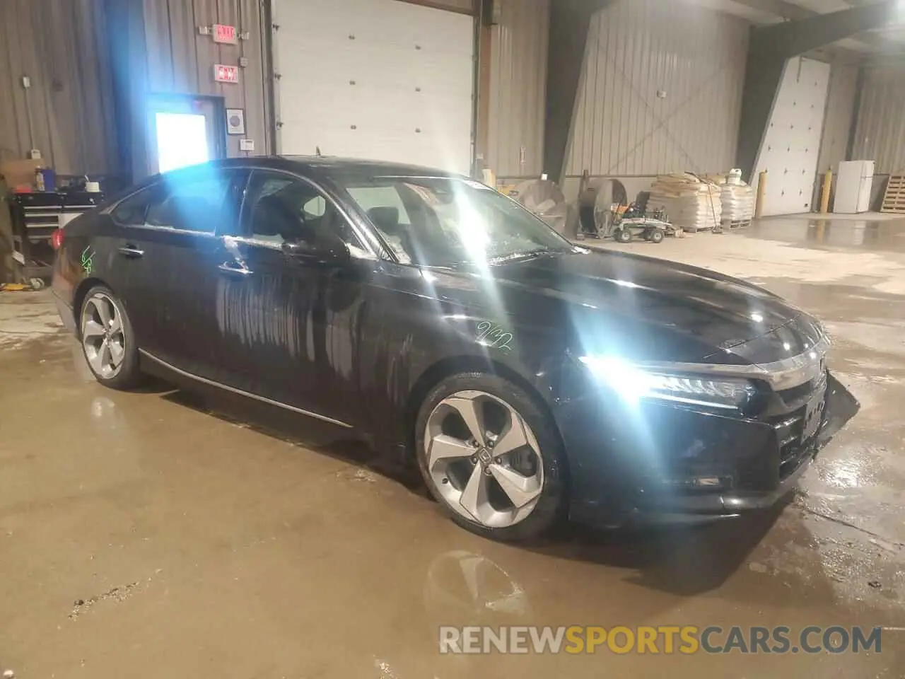 4 Photograph of a damaged car 1HGCV2F92KA031118 HONDA ACCORD 2019