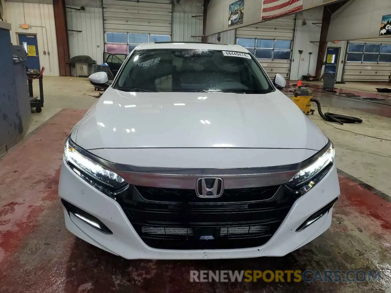 5 Photograph of a damaged car 1HGCV2F92KA034536 HONDA ACCORD 2019