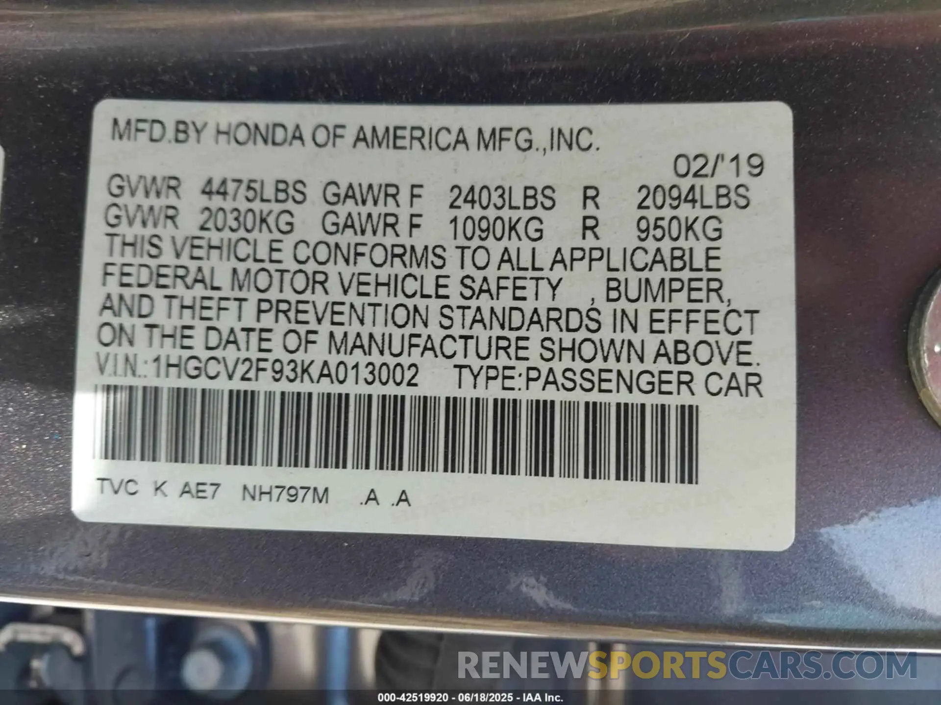 9 Photograph of a damaged car 1HGCV2F93KA013002 HONDA ACCORD 2019