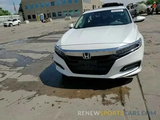 13 Photograph of a damaged car 1HGCV2F93KA018572 HONDA ACCORD 2019
