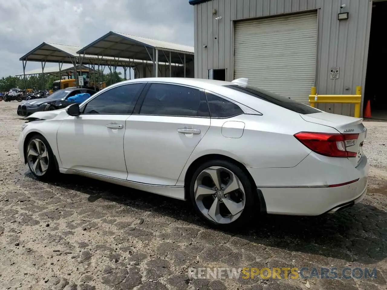 2 Photograph of a damaged car 1HGCV2F94KA033470 HONDA ACCORD 2019