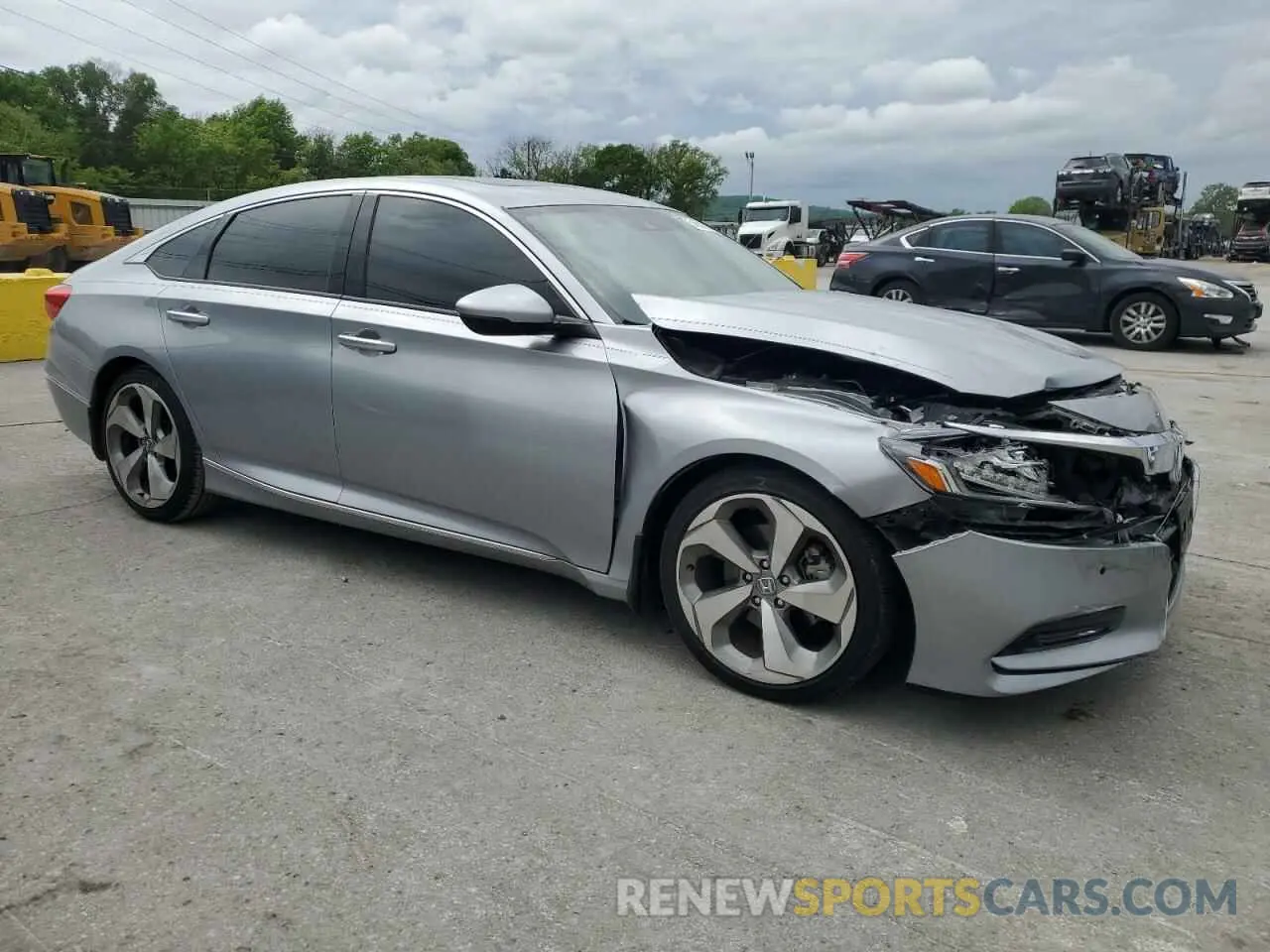 4 Photograph of a damaged car 1HGCV2F95KA002485 HONDA ACCORD 2019