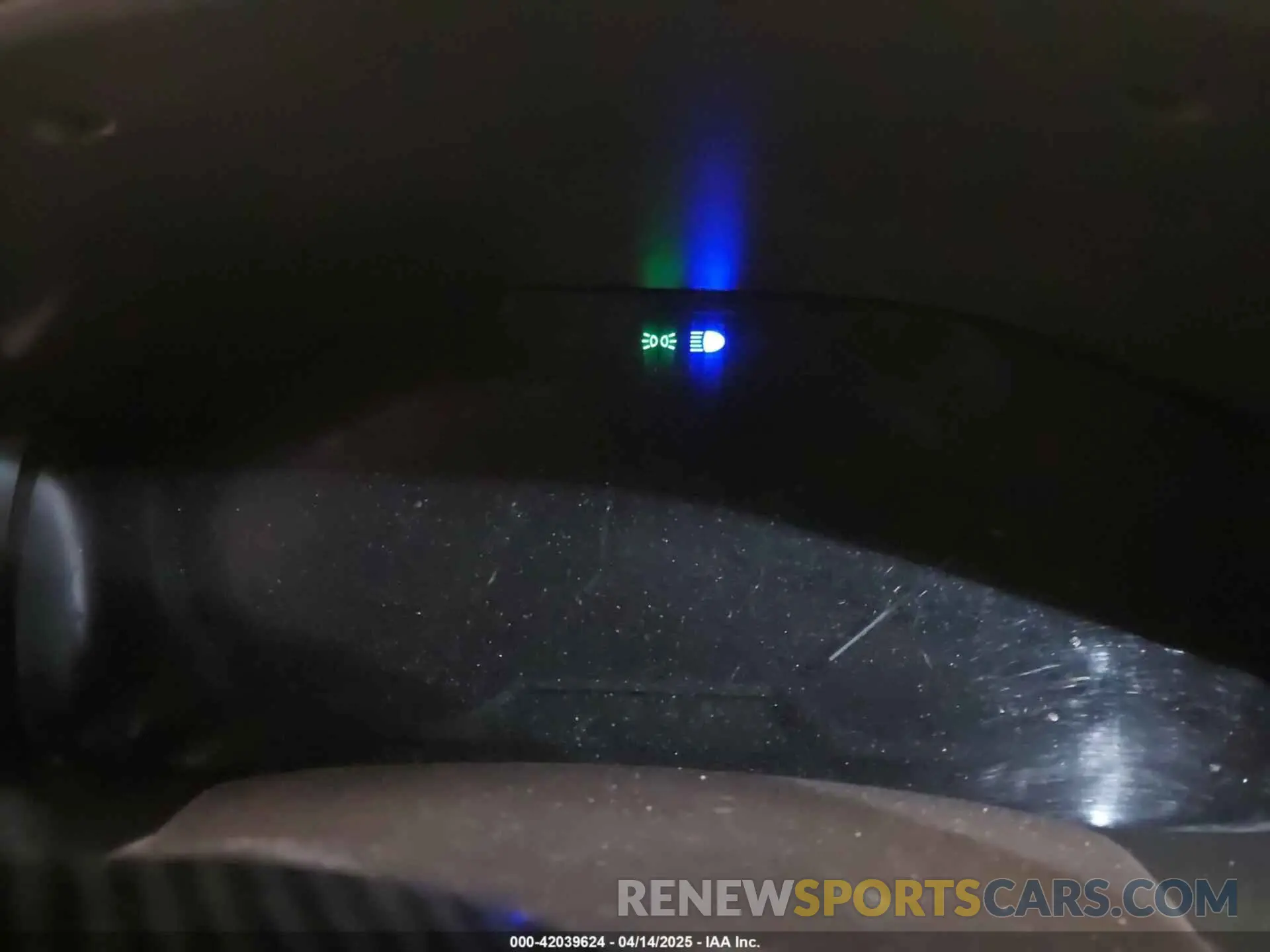 7 Photograph of a damaged car 1HGCV2F95KA005712 HONDA ACCORD 2019