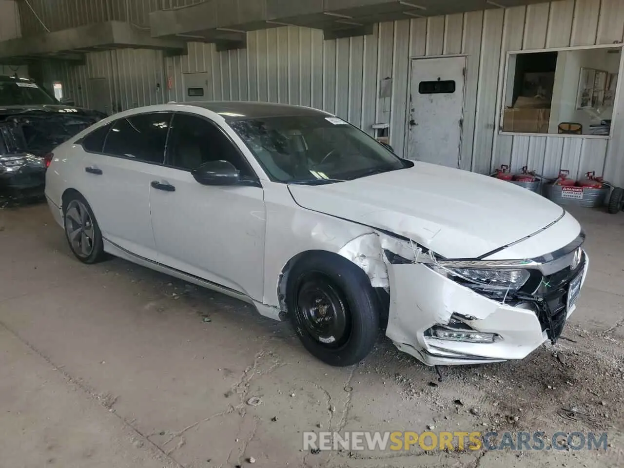 4 Photograph of a damaged car 1HGCV2F95KA019643 HONDA ACCORD 2019