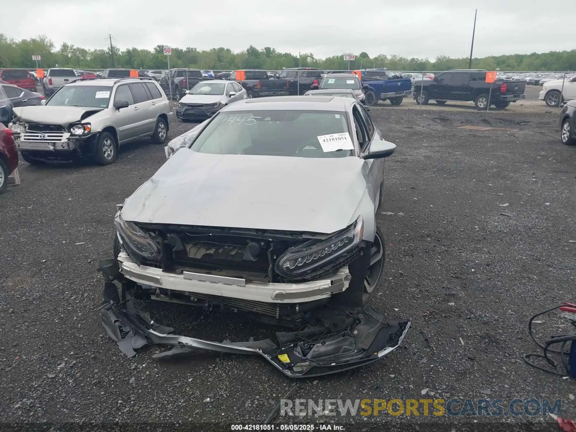 11 Photograph of a damaged car 1HGCV2F96KA009445 HONDA ACCORD 2019