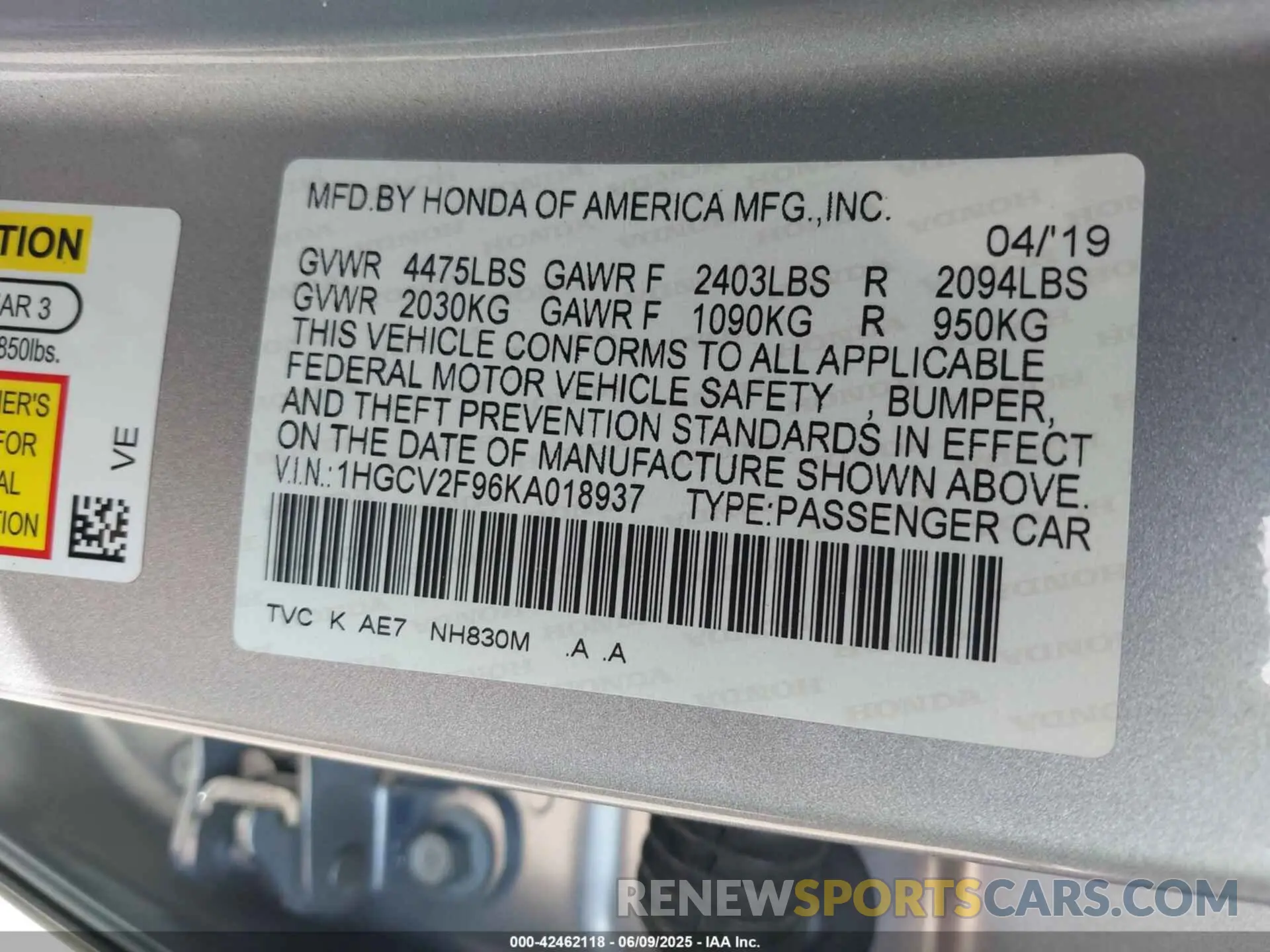 9 Photograph of a damaged car 1HGCV2F96KA018937 HONDA ACCORD 2019