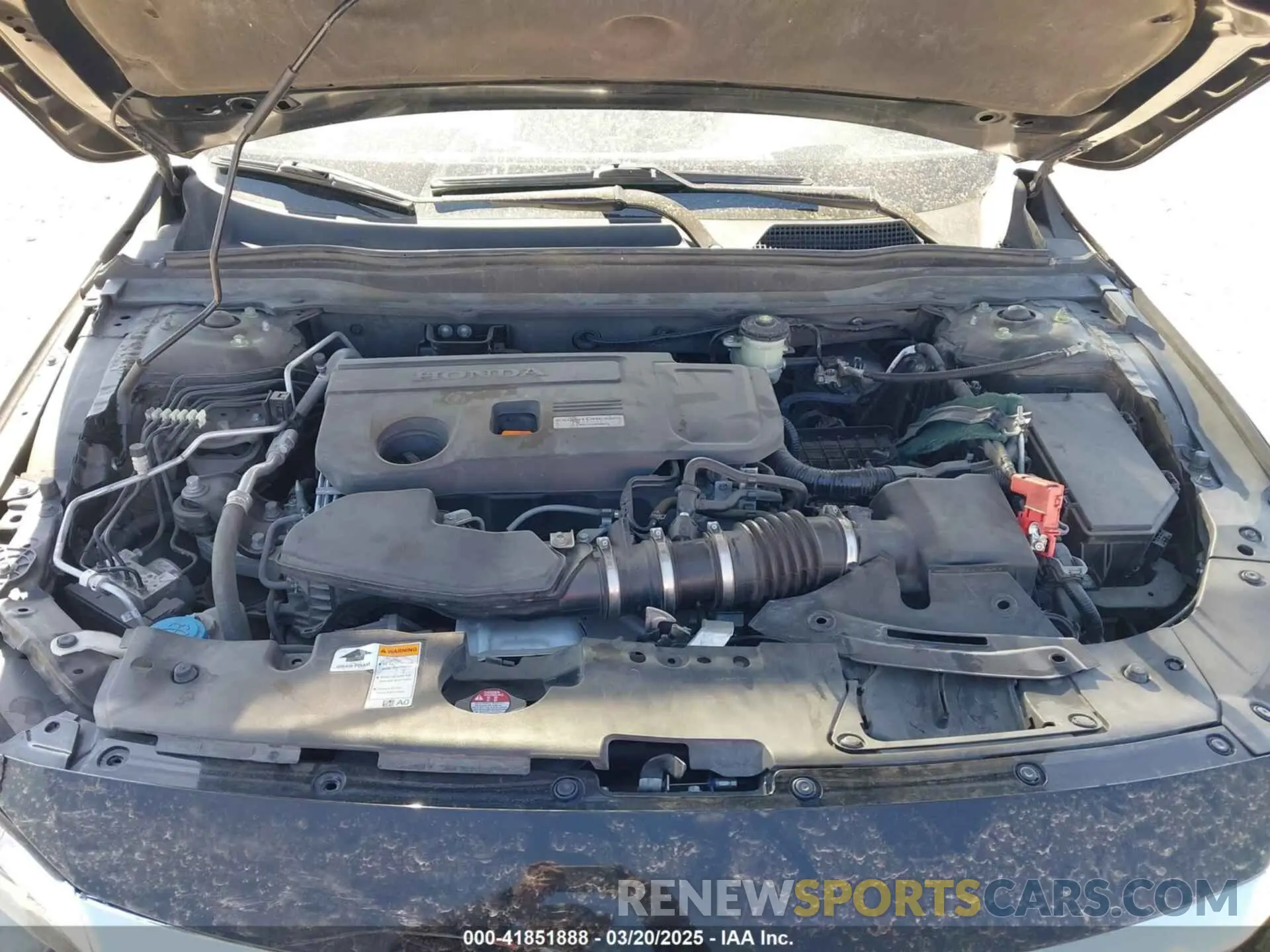 10 Photograph of a damaged car 1HGCV2F96KA034782 HONDA ACCORD 2019