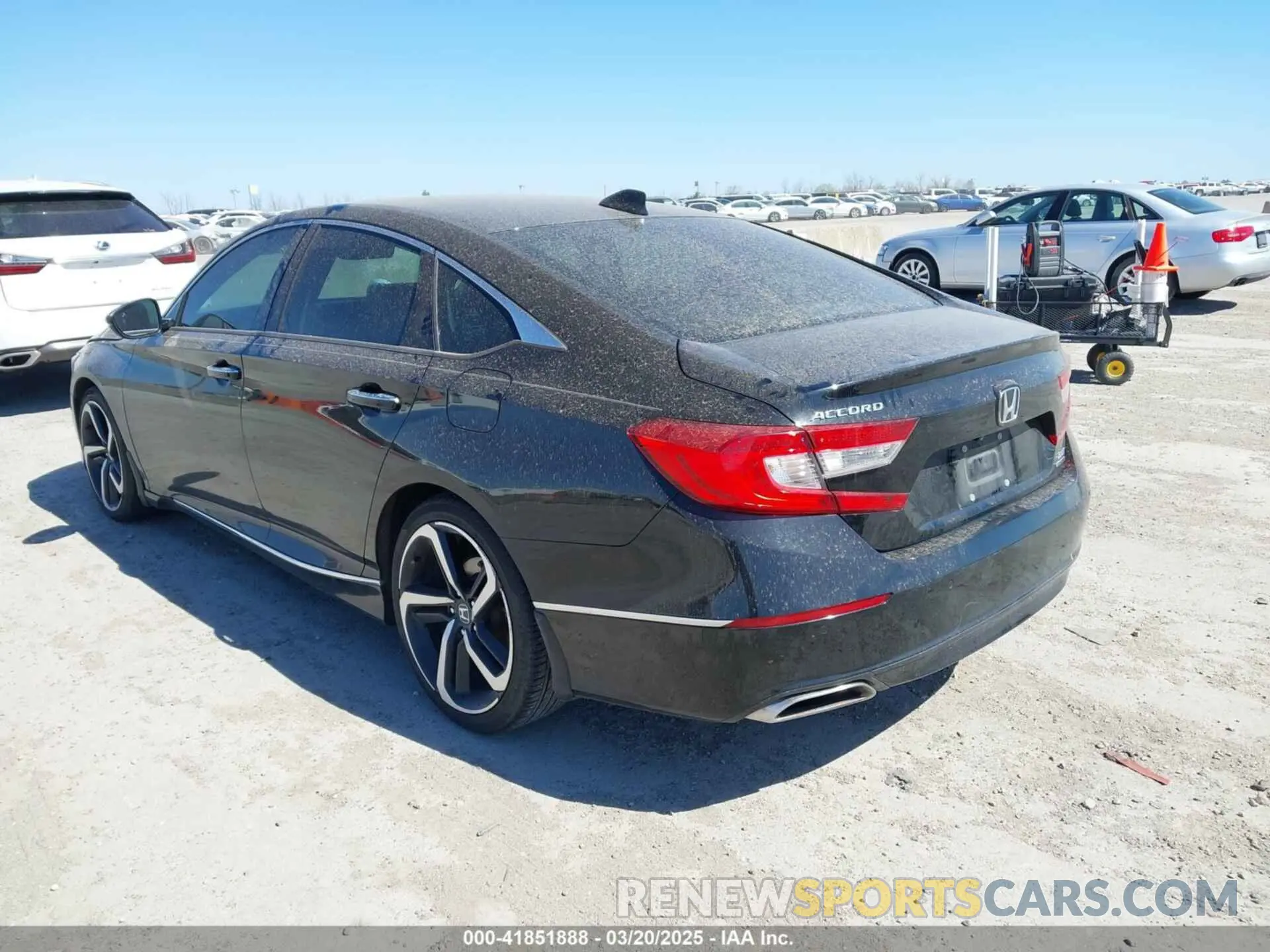 3 Photograph of a damaged car 1HGCV2F96KA034782 HONDA ACCORD 2019