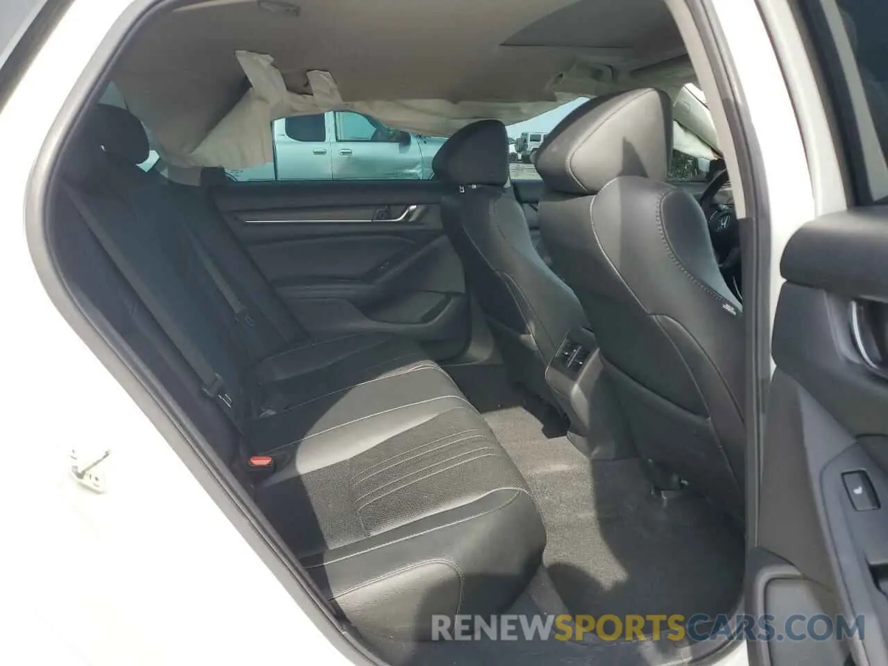 10 Photograph of a damaged car 1HGCV2F98KA036100 HONDA ACCORD 2019
