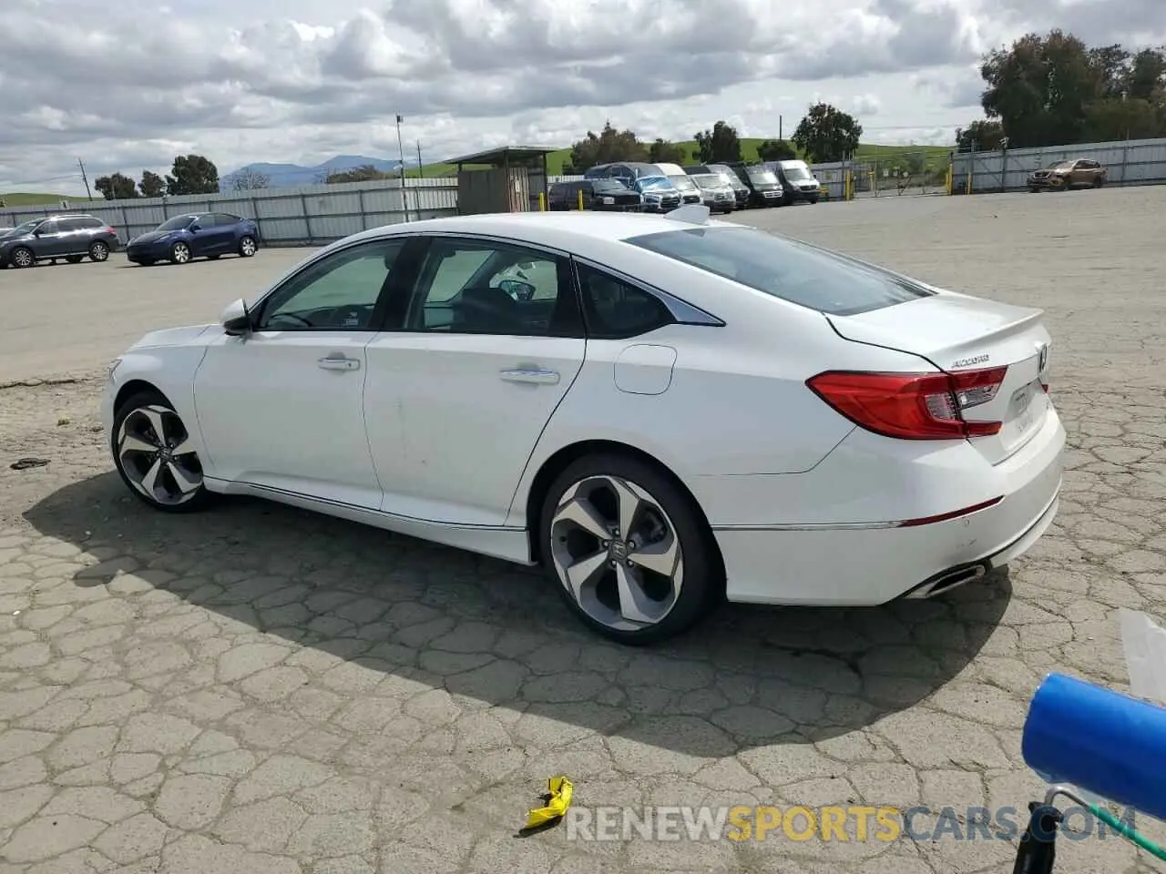 2 Photograph of a damaged car 1HGCV2F99KA003316 HONDA ACCORD 2019