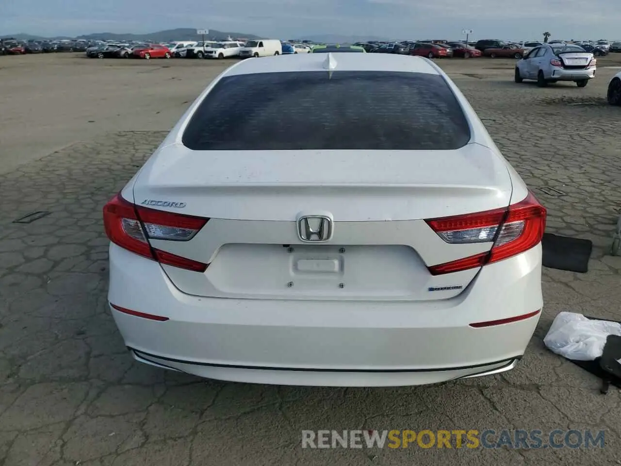 6 Photograph of a damaged car 1HGCV3F12KA009314 HONDA ACCORD 2019