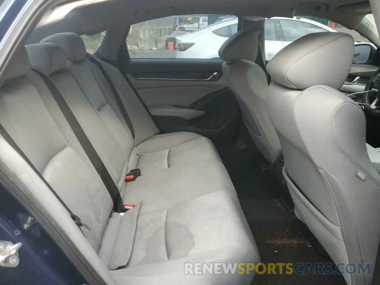 10 Photograph of a damaged car 1HGCV3F42KA005905 HONDA ACCORD 2019