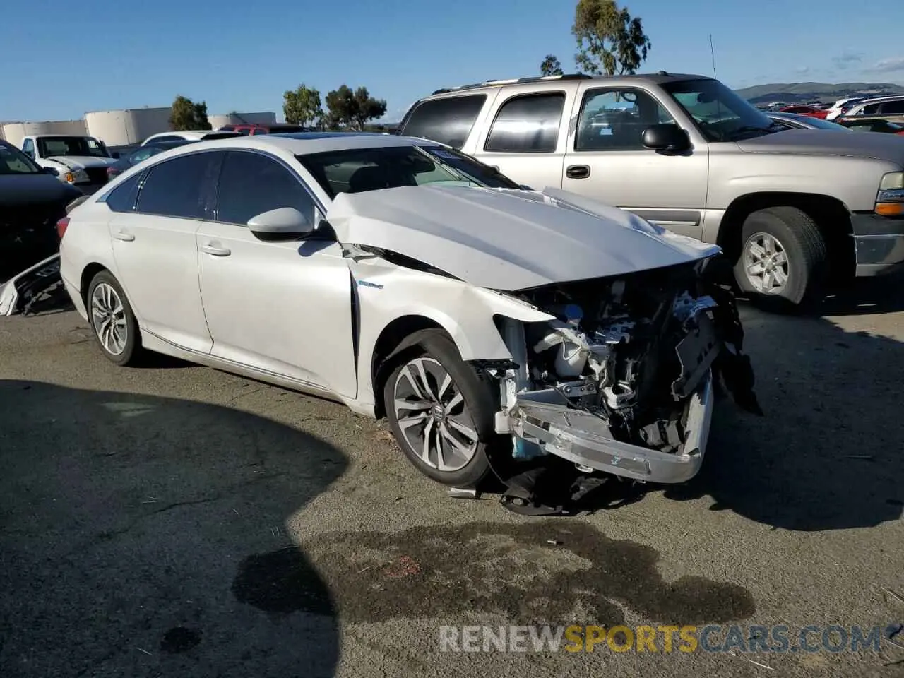 4 Photograph of a damaged car 1HGCV3F43KA017609 HONDA ACCORD 2019