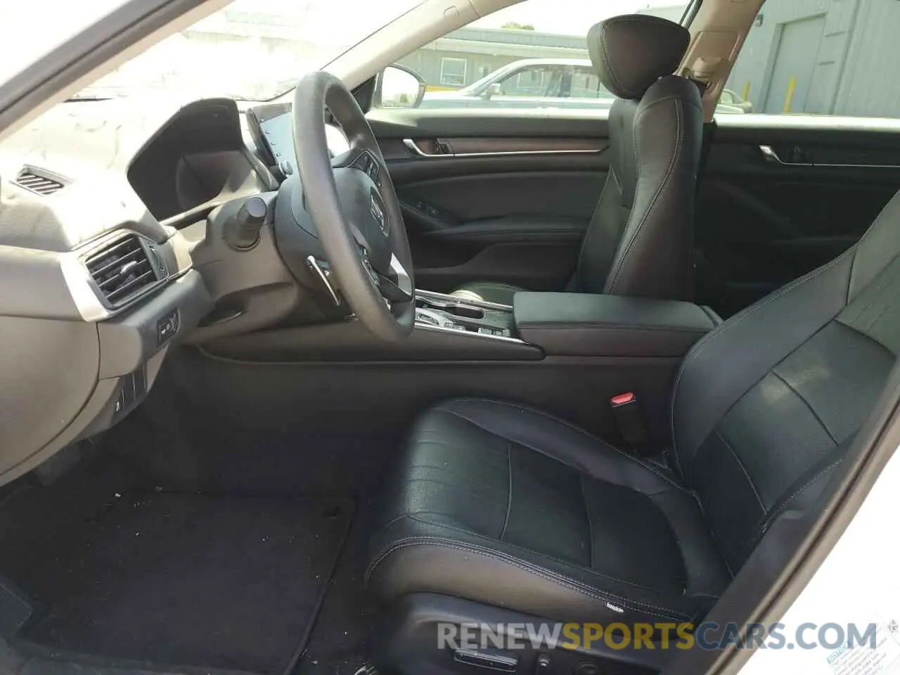 7 Photograph of a damaged car 1HGCV3F43KA018937 HONDA ACCORD 2019