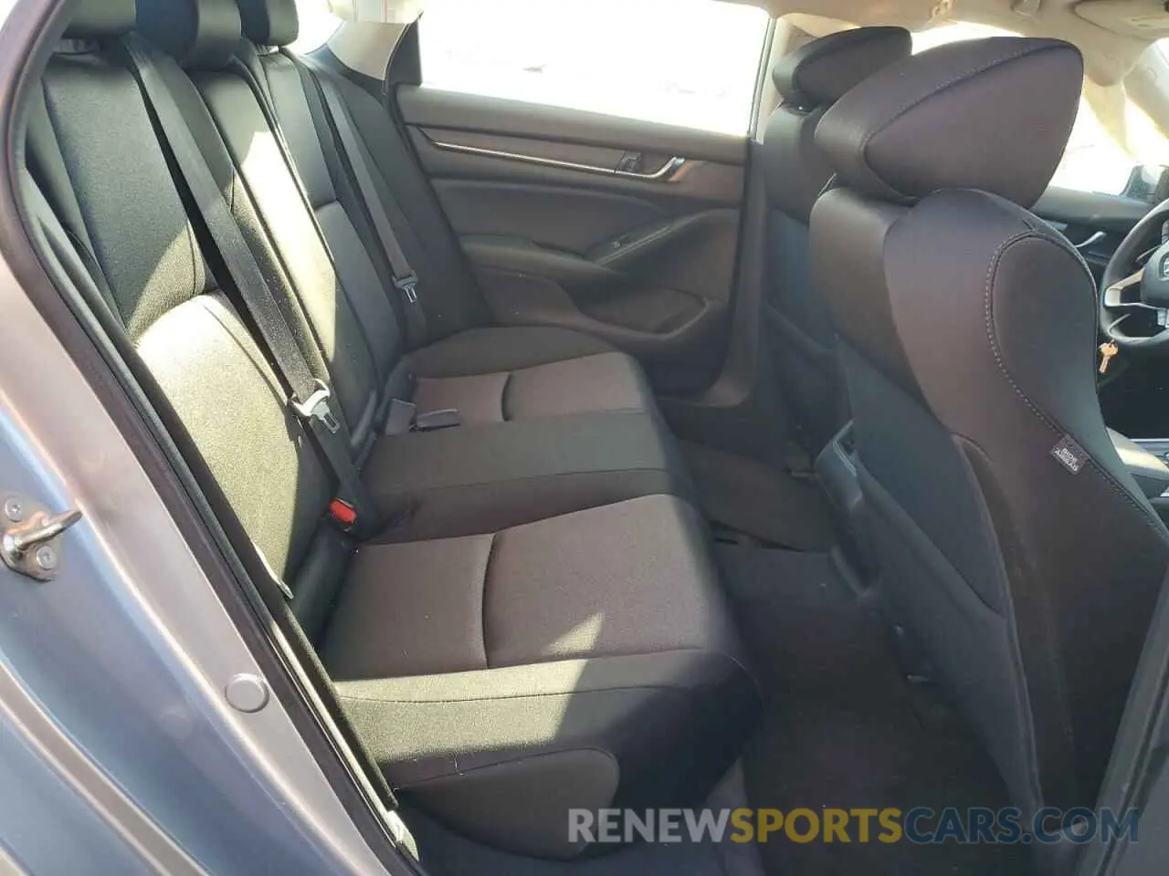 10 Photograph of a damaged car 1HGCV3F49KA021857 HONDA ACCORD 2019