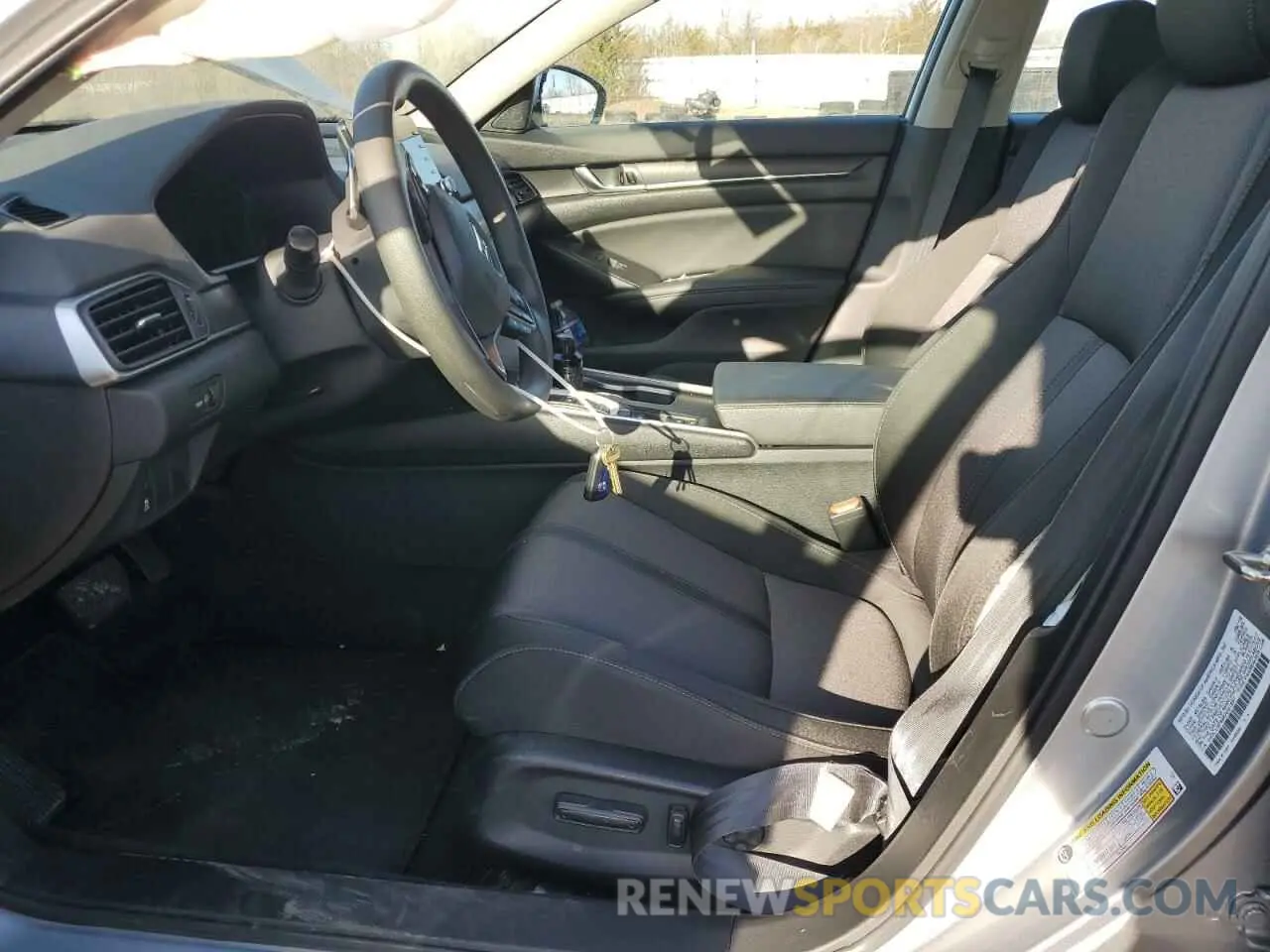 7 Photograph of a damaged car 1HGCV3F49KA021857 HONDA ACCORD 2019