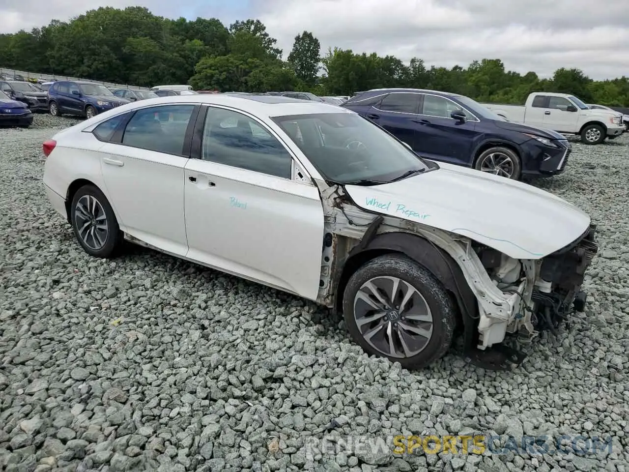 4 Photograph of a damaged car 1HGCV3F53KA013794 HONDA ACCORD 2019