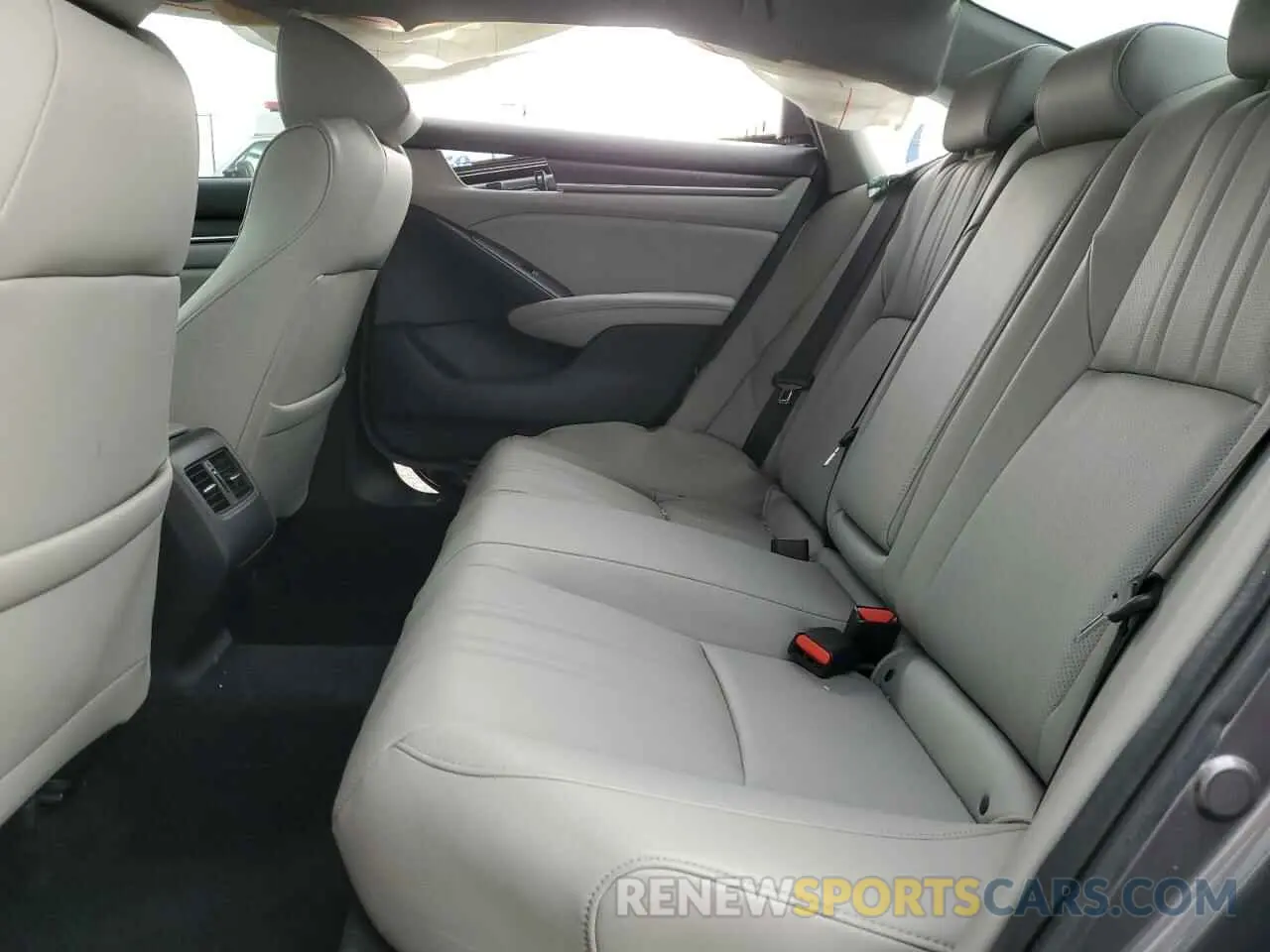 10 Photograph of a damaged car 1HGCV3F5XKA022248 HONDA ACCORD 2019