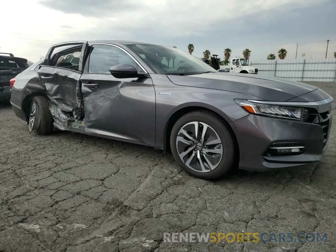 4 Photograph of a damaged car 1HGCV3F5XKA022248 HONDA ACCORD 2019