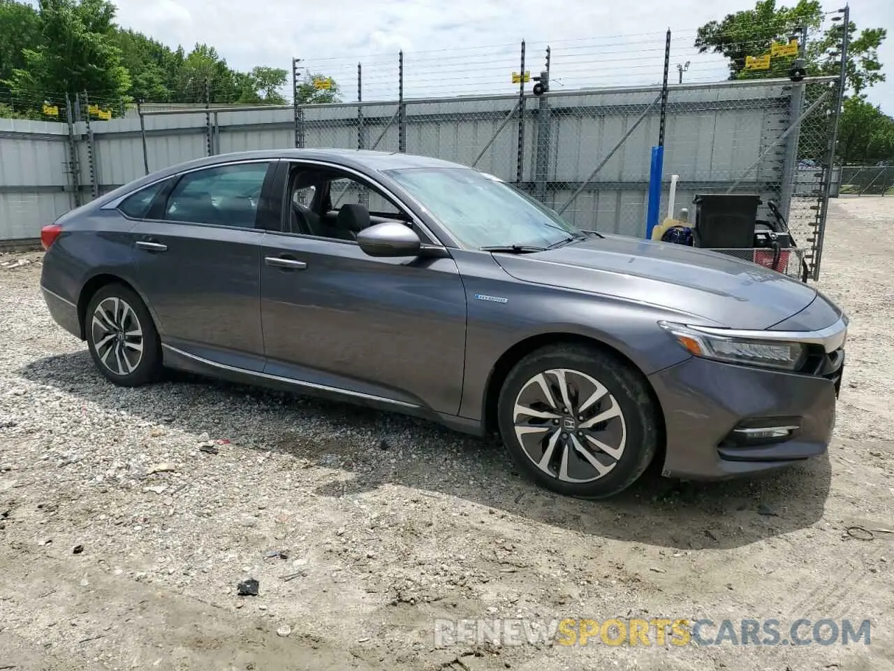4 Photograph of a damaged car 1HGCV3F91KA021945 HONDA ACCORD 2019