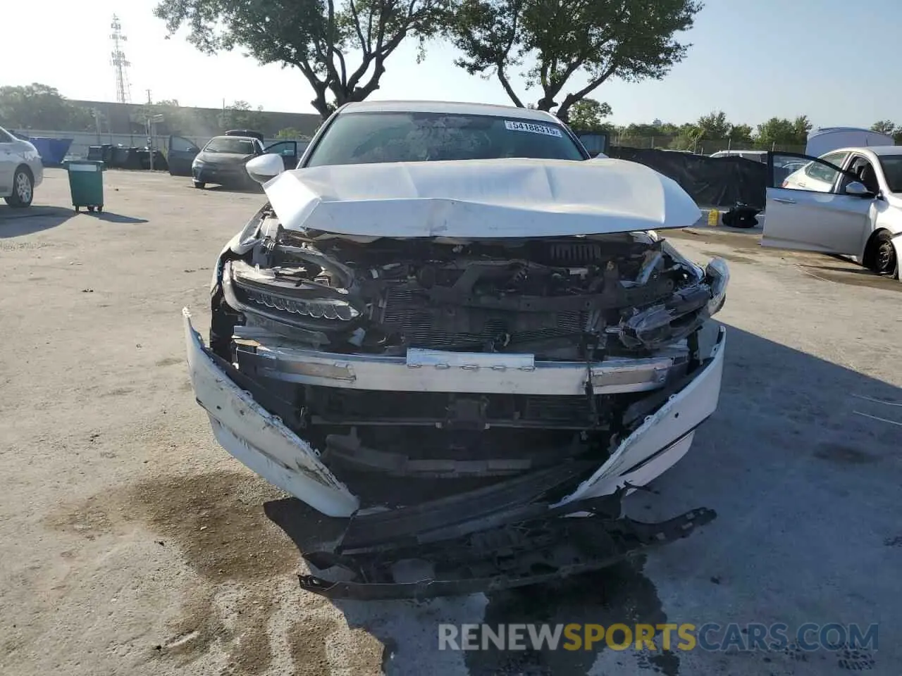 5 Photograph of a damaged car 1HGCV3F94KA003567 HONDA ACCORD 2019