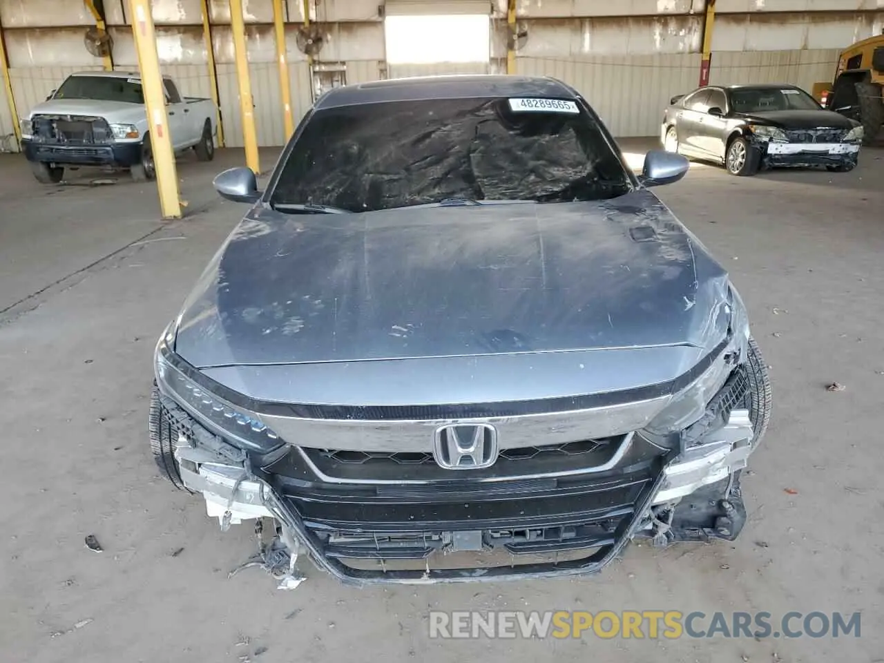 5 Photograph of a damaged car 1HGCV3F96KA016949 HONDA ACCORD 2019