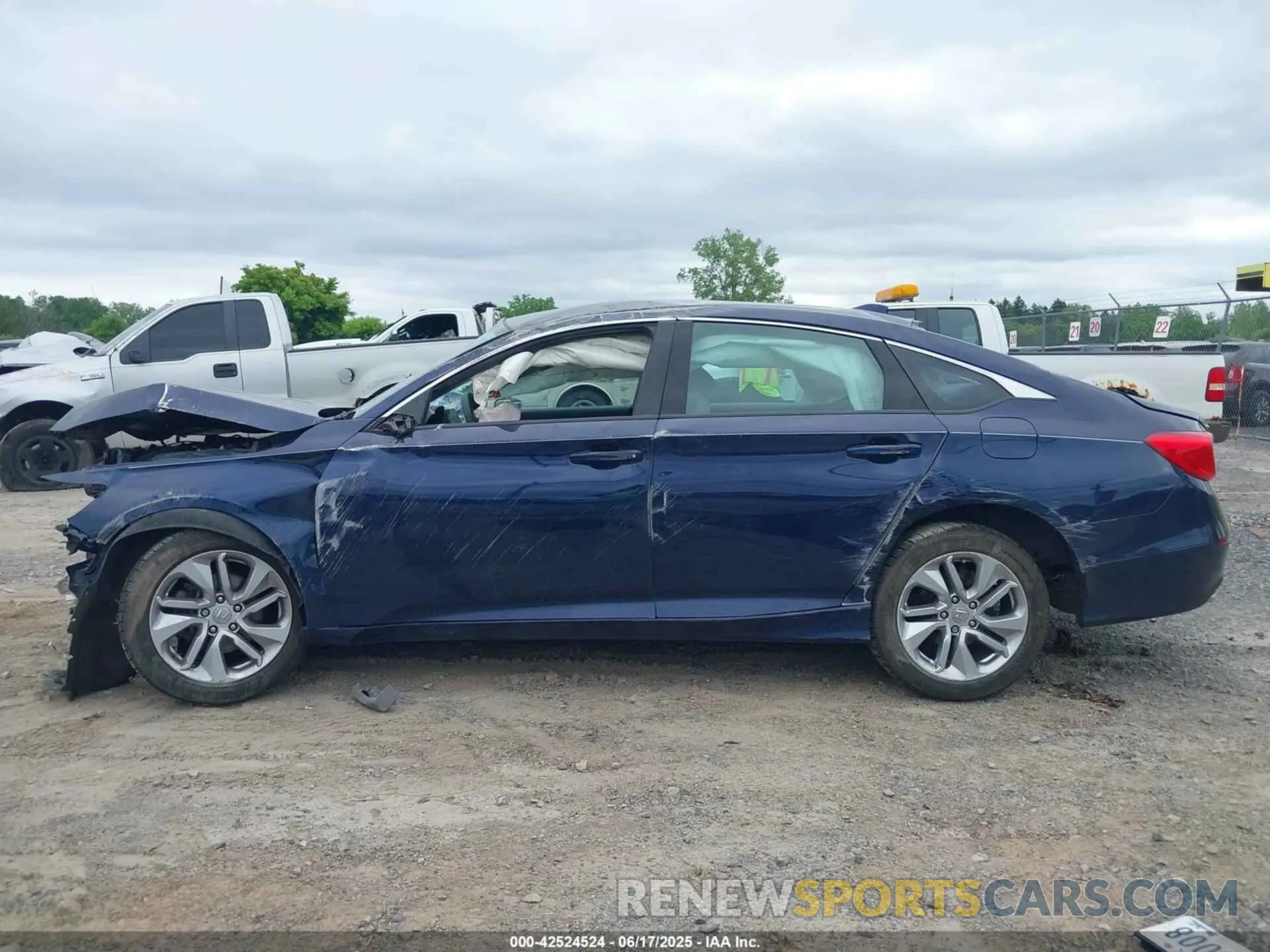 15 Photograph of a damaged car 1HGCV1F11LA005342 HONDA ACCORD 2020