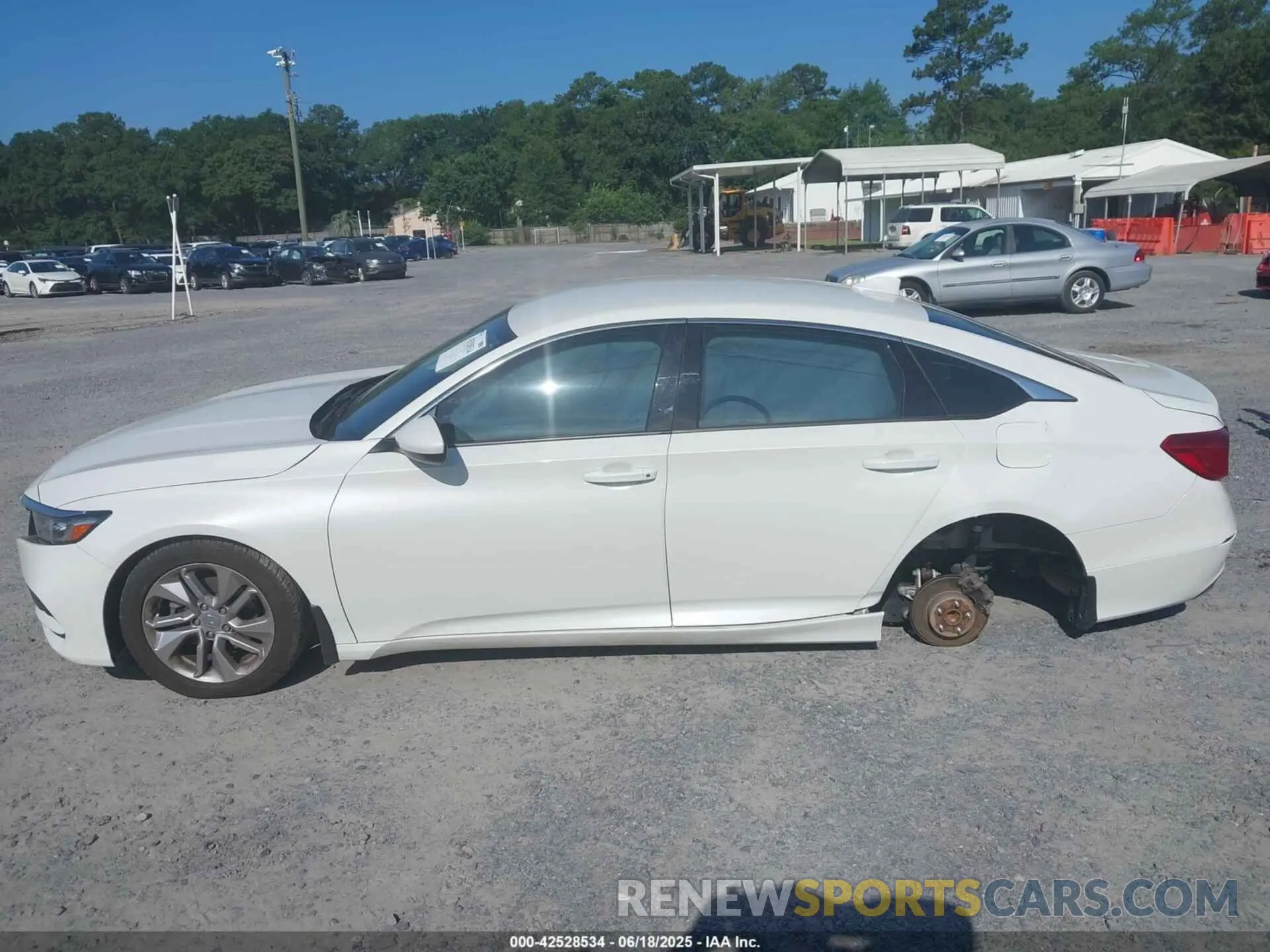 15 Photograph of a damaged car 1HGCV1F12LA120631 HONDA ACCORD 2020