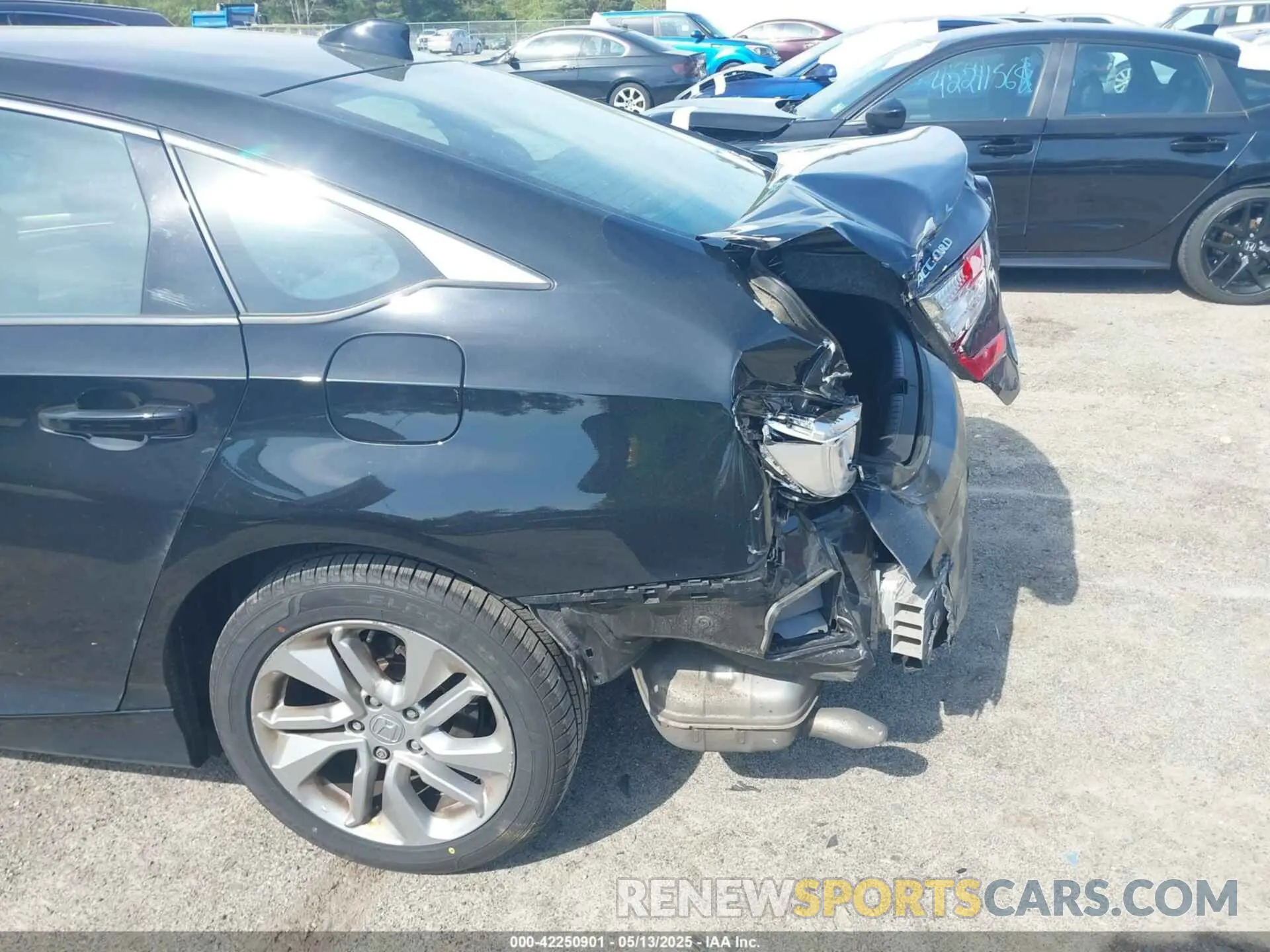 17 Photograph of a damaged car 1HGCV1F13LA063775 HONDA ACCORD 2020