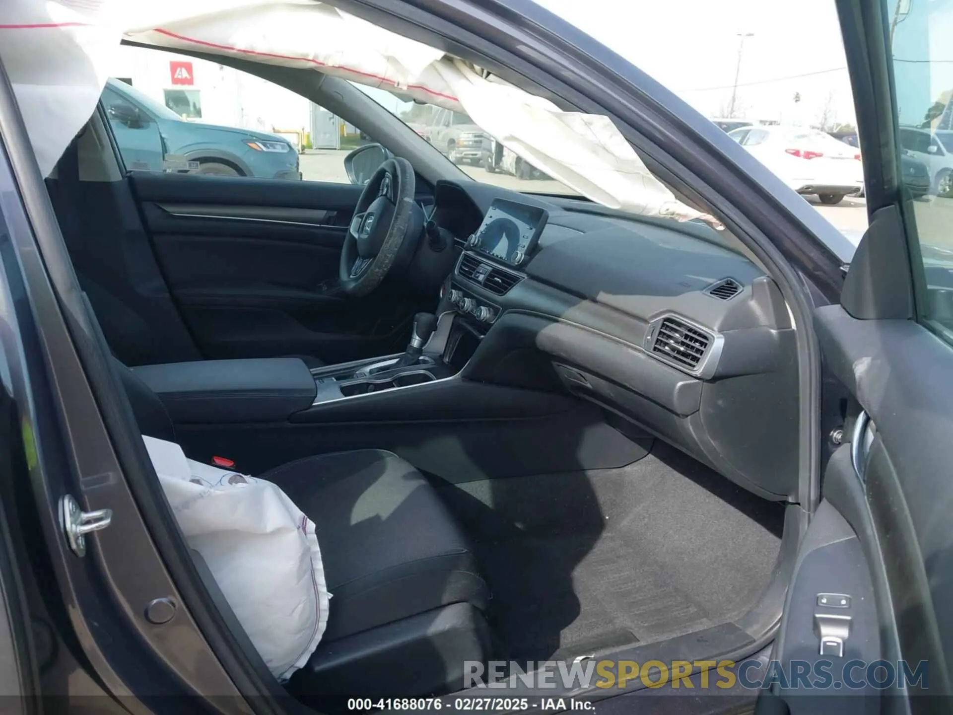 5 Photograph of a damaged car 1HGCV1F13LA064117 HONDA ACCORD 2020