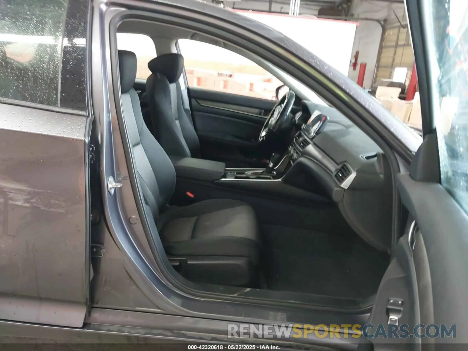5 Photograph of a damaged car 1HGCV1F14LA052560 HONDA ACCORD 2020