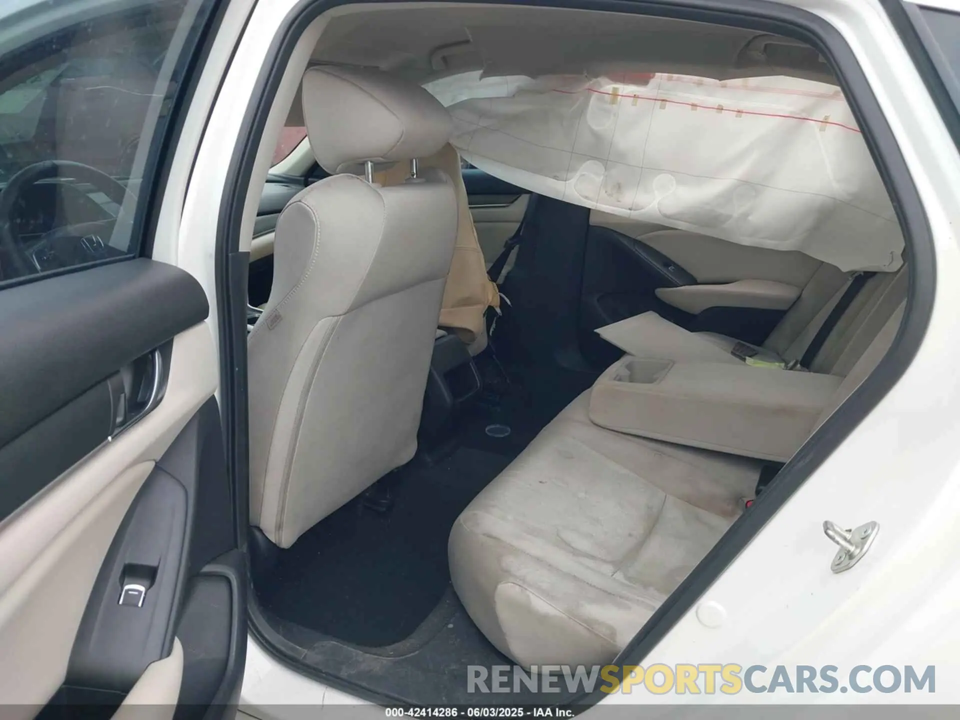 8 Photograph of a damaged car 1HGCV1F14LA097837 HONDA ACCORD 2020