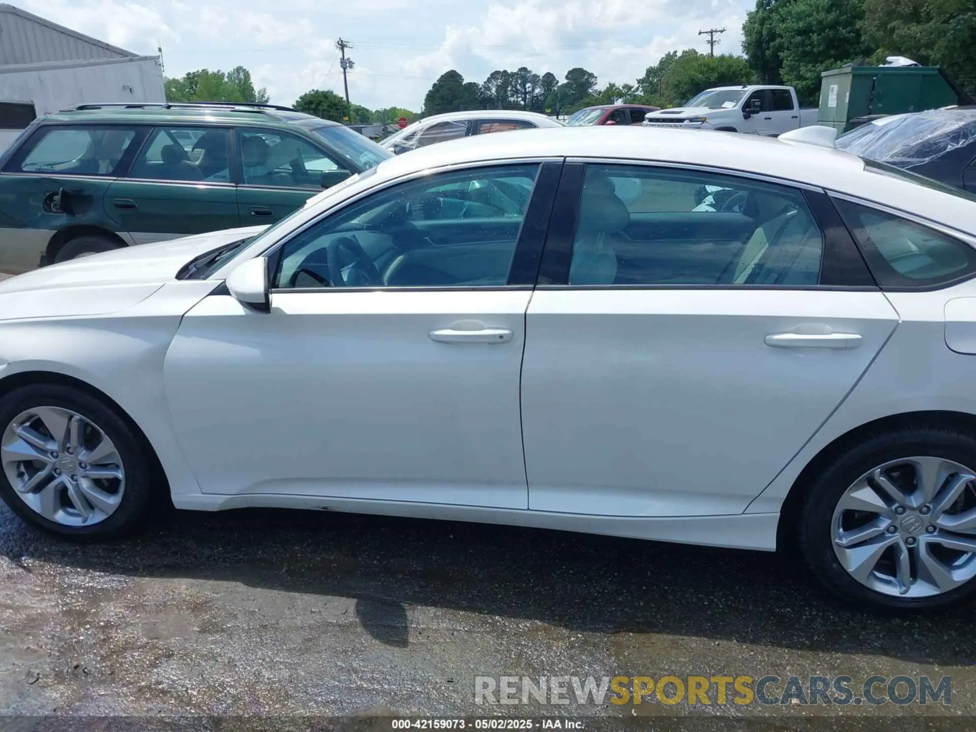 15 Photograph of a damaged car 1HGCV1F14LA099815 HONDA ACCORD 2020