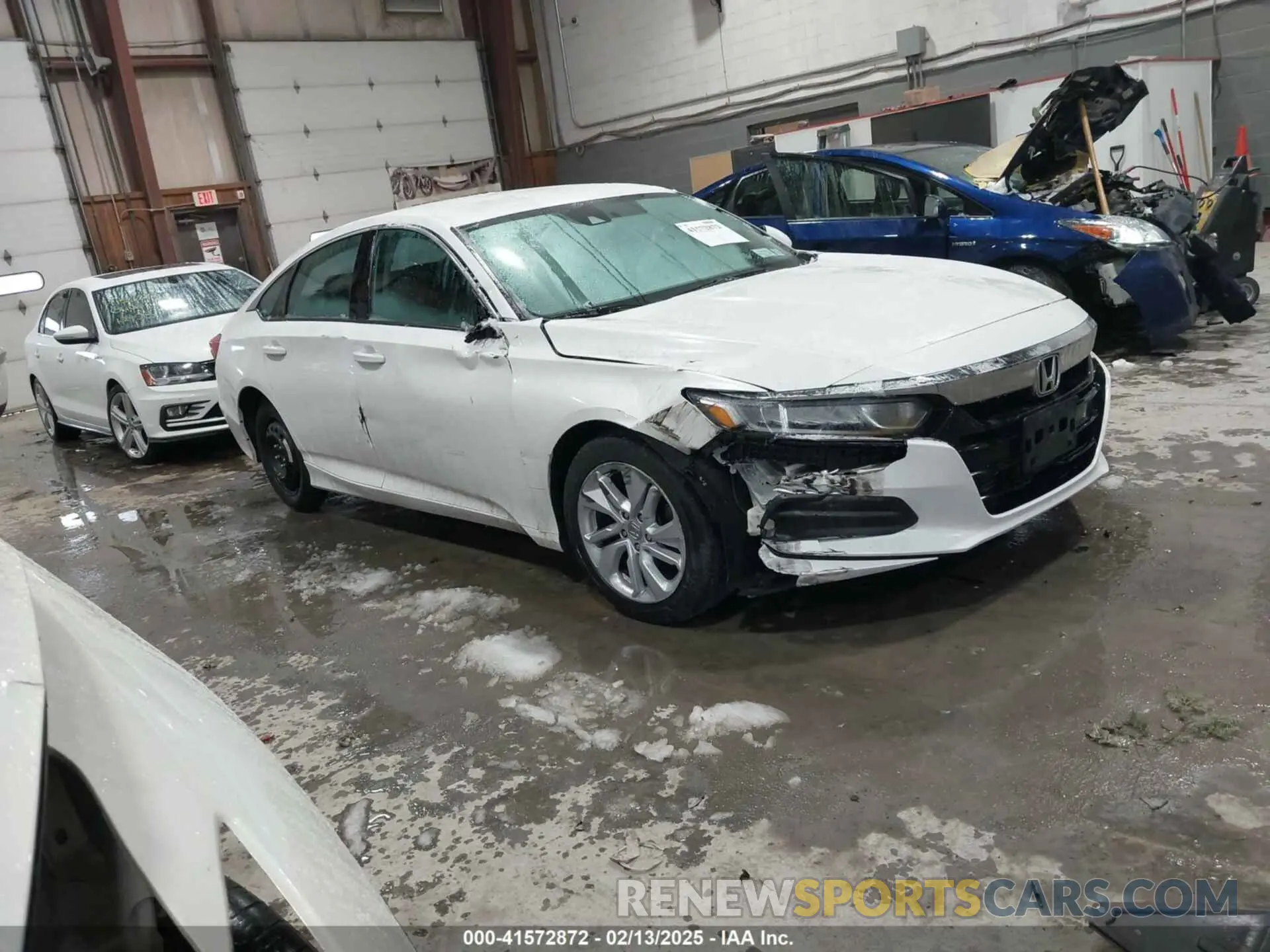 1 Photograph of a damaged car 1HGCV1F14LA118783 HONDA ACCORD 2020