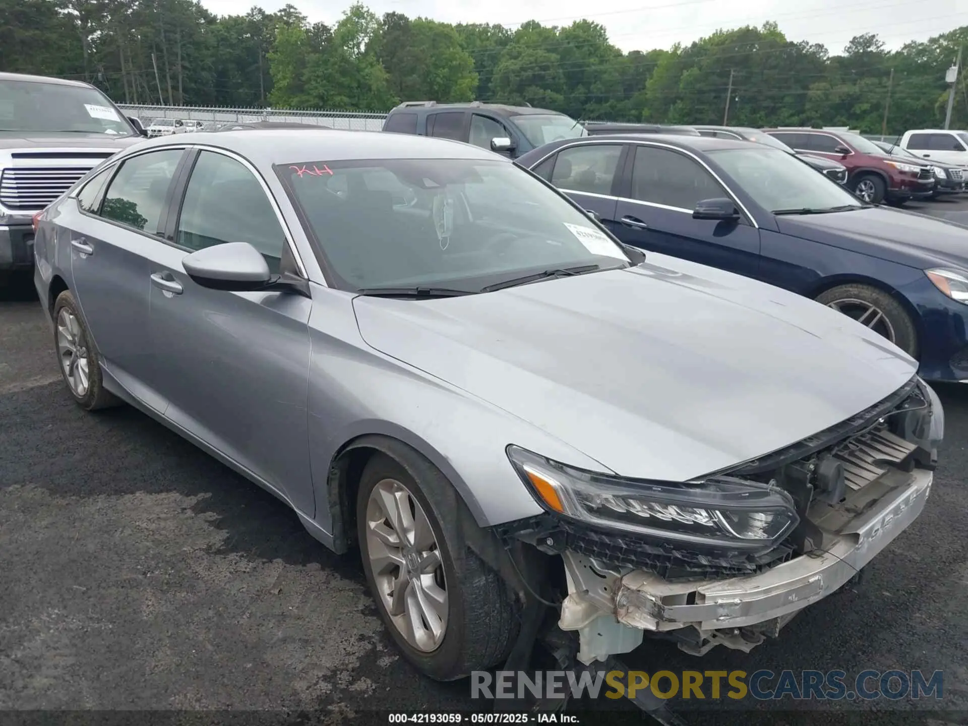 1 Photograph of a damaged car 1HGCV1F15LA006638 HONDA ACCORD 2020
